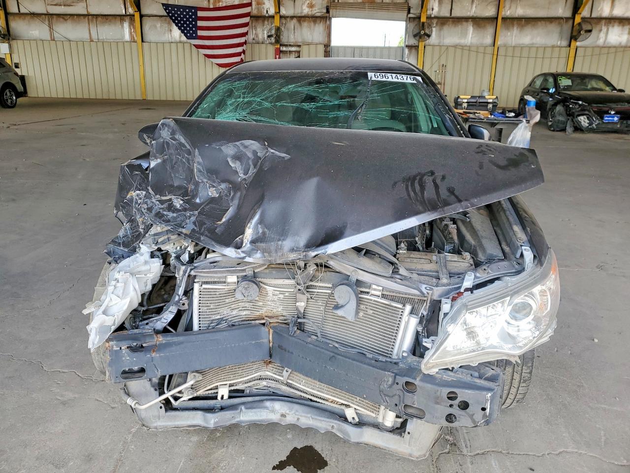 2014 Toyota Camry Le - Image 5