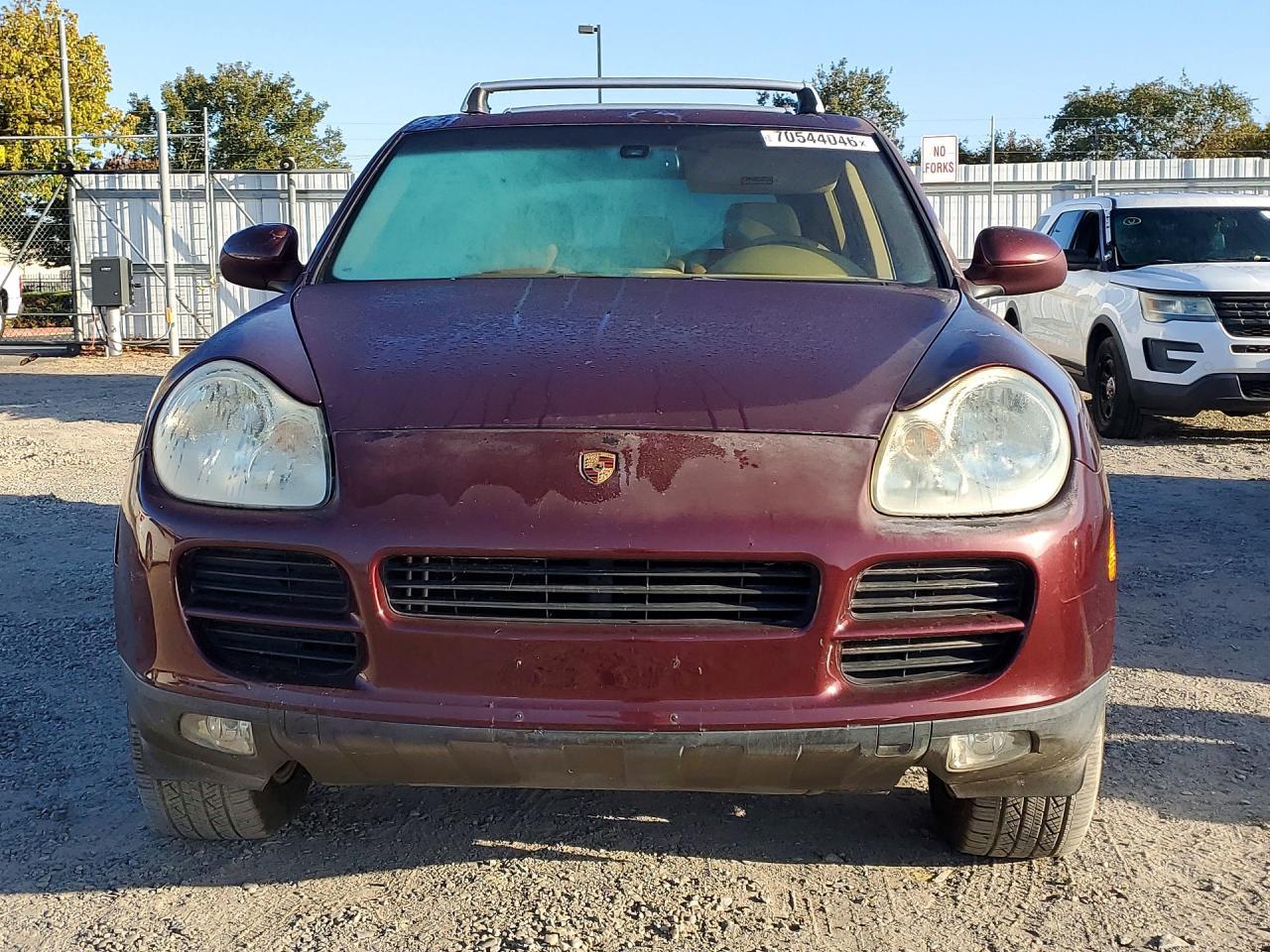 2004 Porsche Cayenne - Image 5