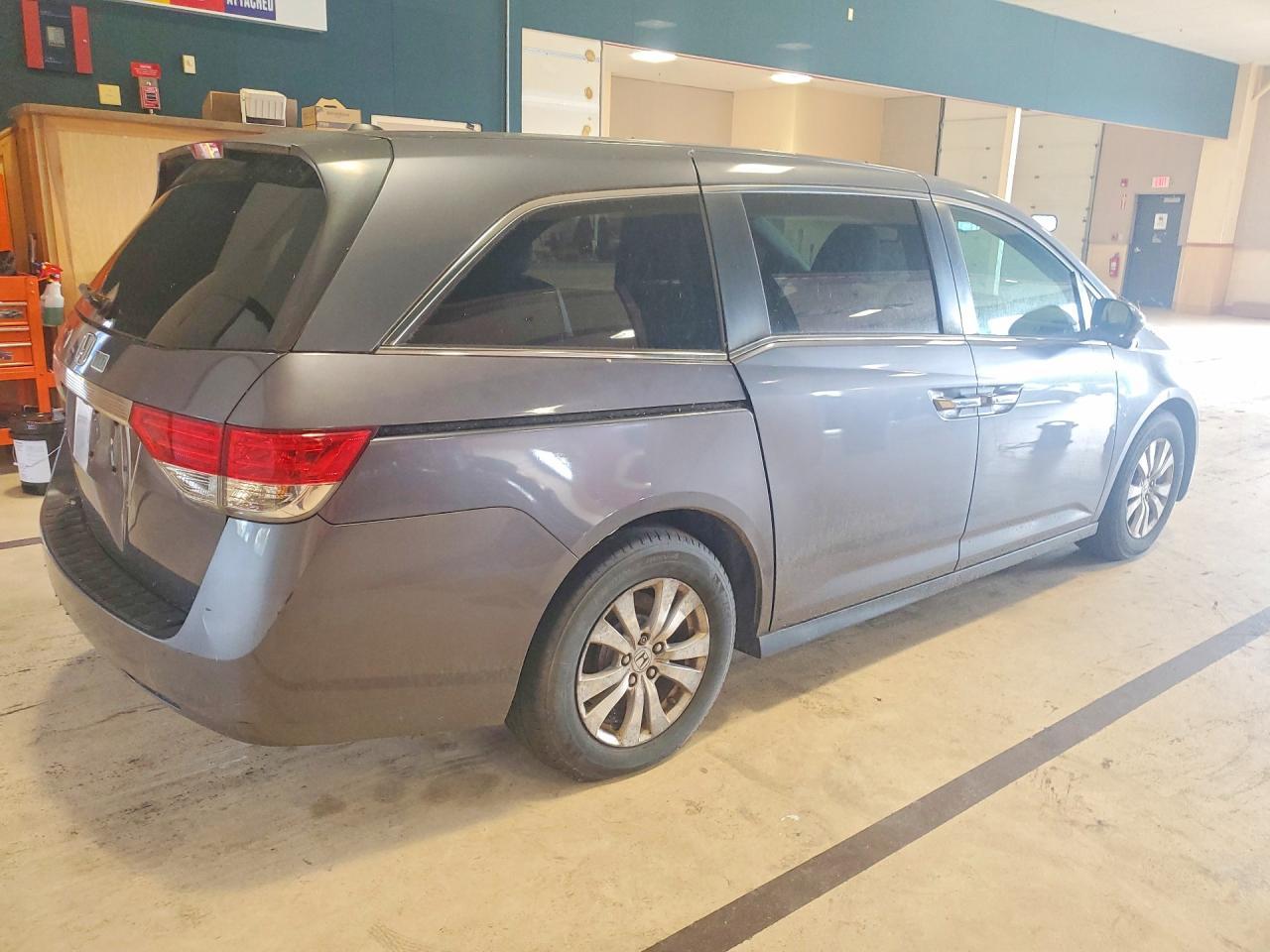 2016 Honda Odyssey Exl - Фото 3