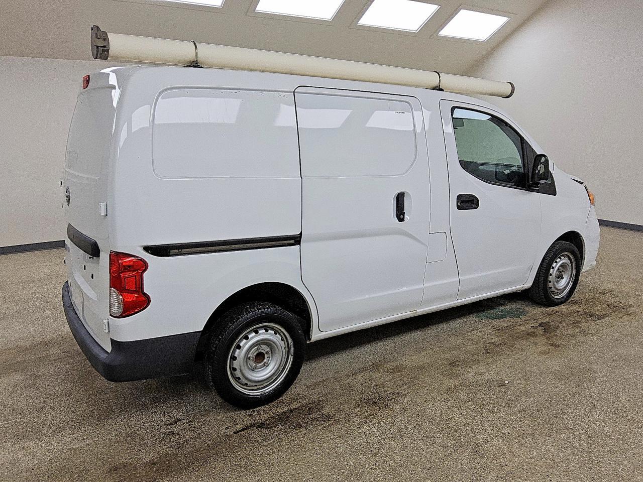 2020 Nissan Nv200 S - Image 3