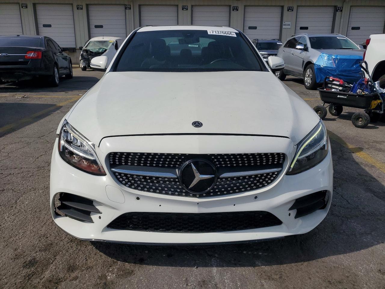 2019 Mercedes-Benz C 300 - Фото 5