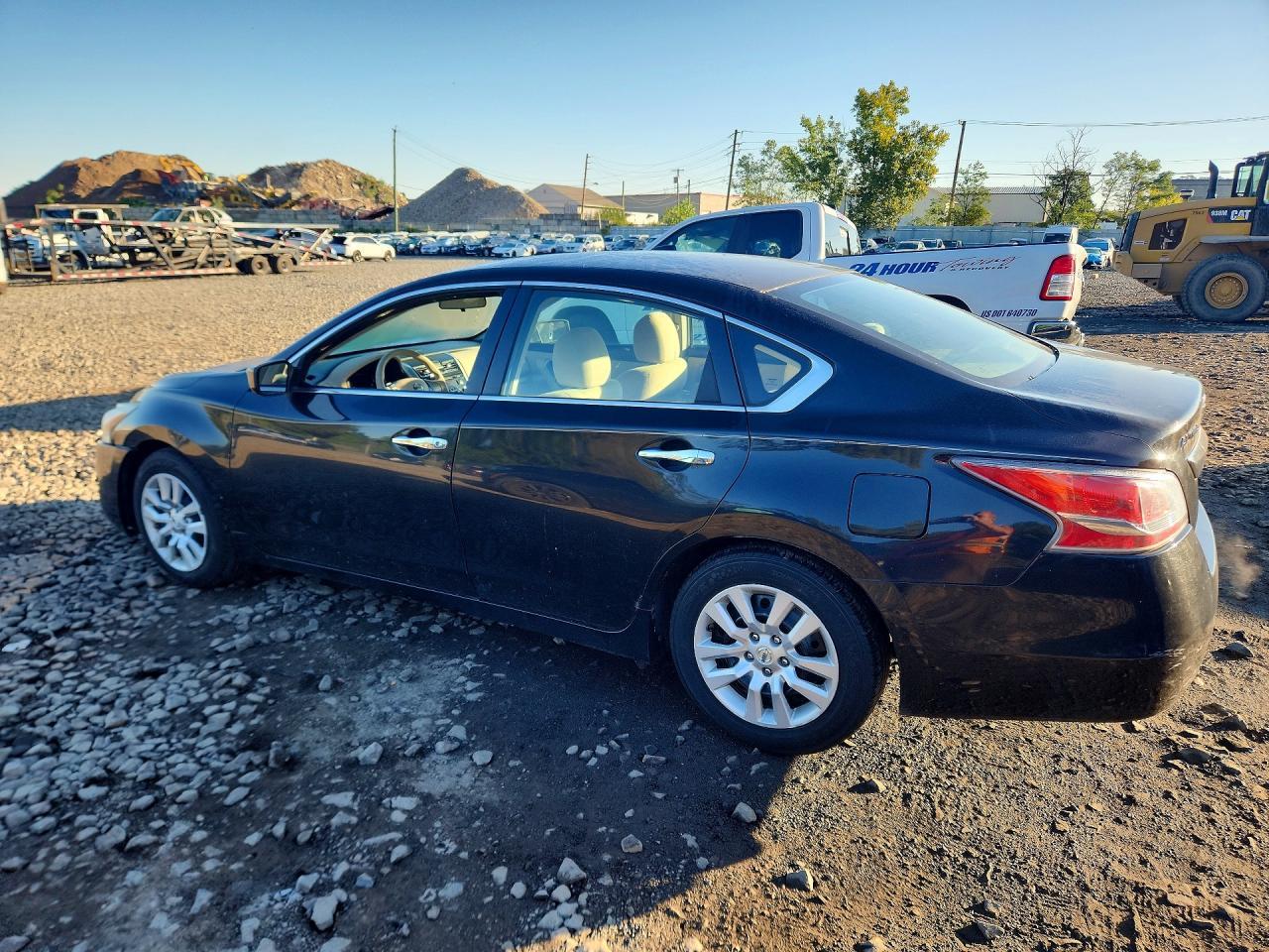 2014 Nissan Altima 2.5 - Image 2