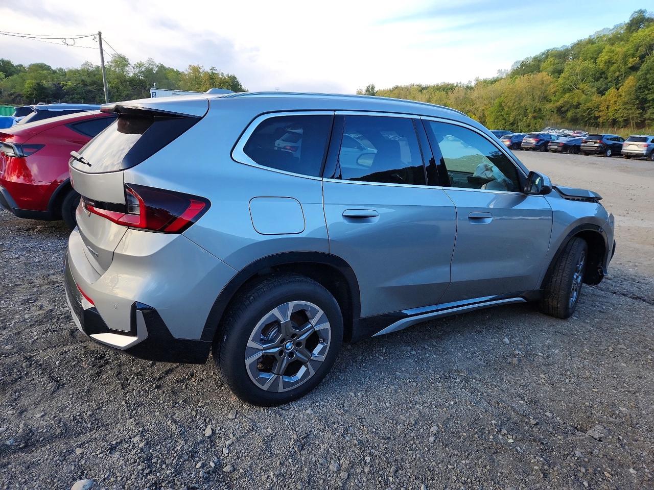 2026 BMW X1 xDrive28I - Фото 3