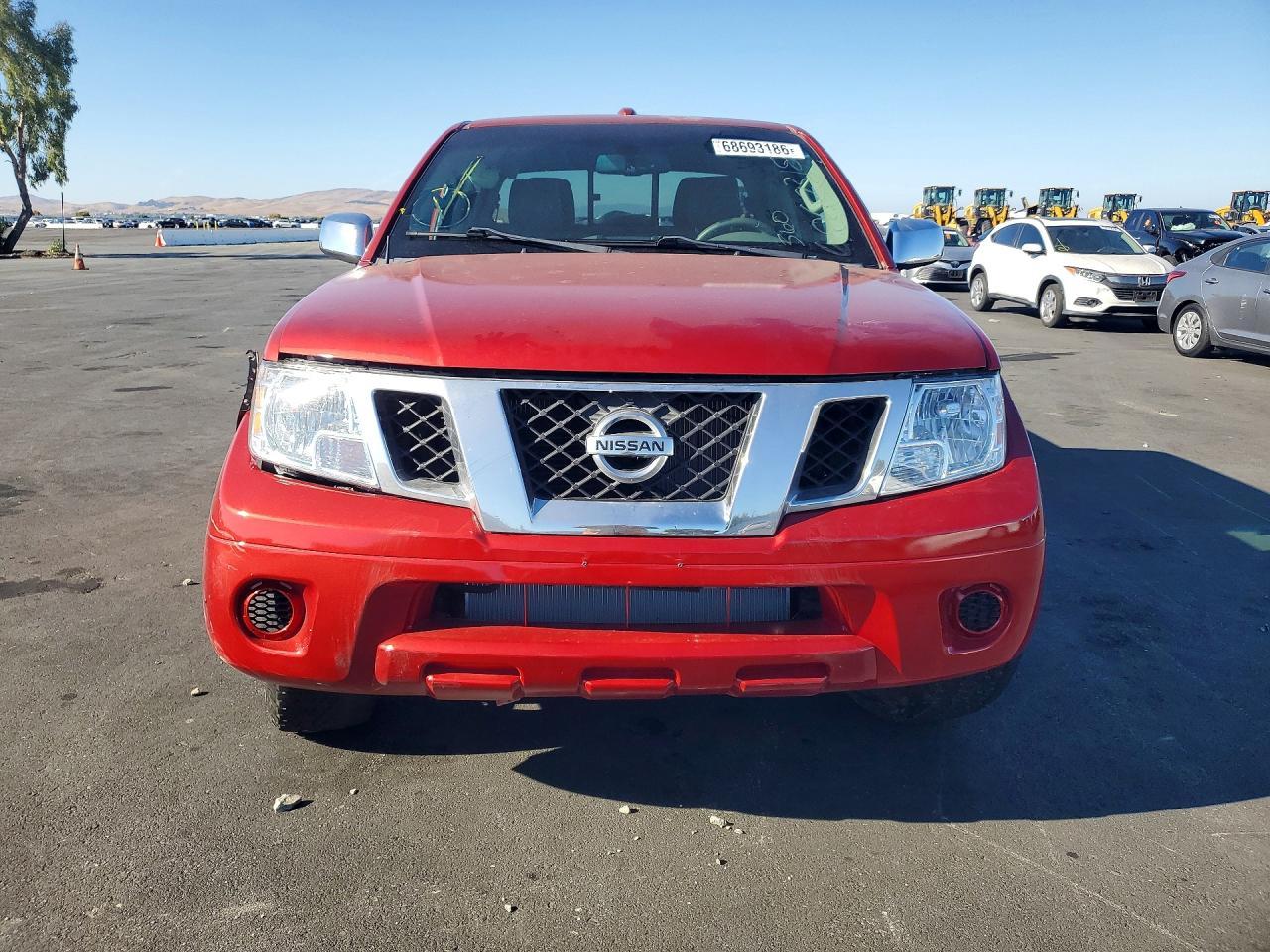 2015 Nissan Frontier S - Image 5