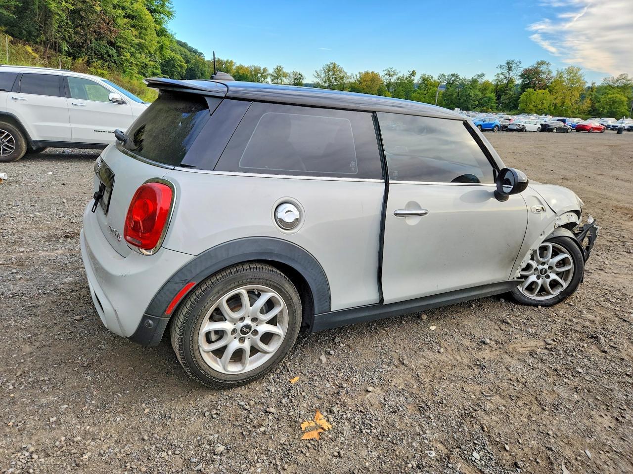 2015 Mini Cooper S - Image 3