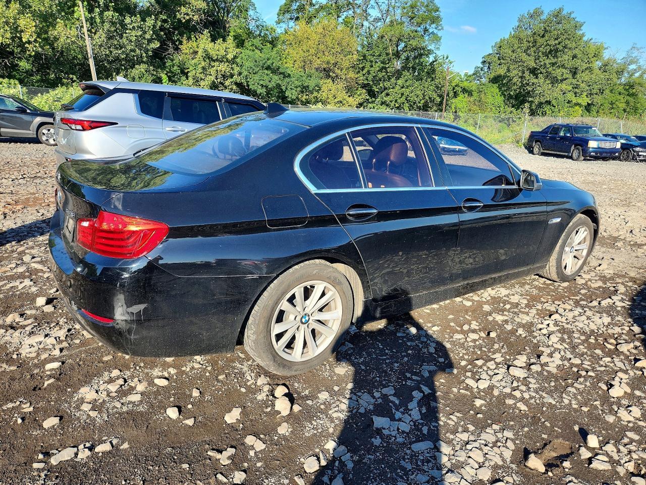 2016 BMW 528 I - Фото 3