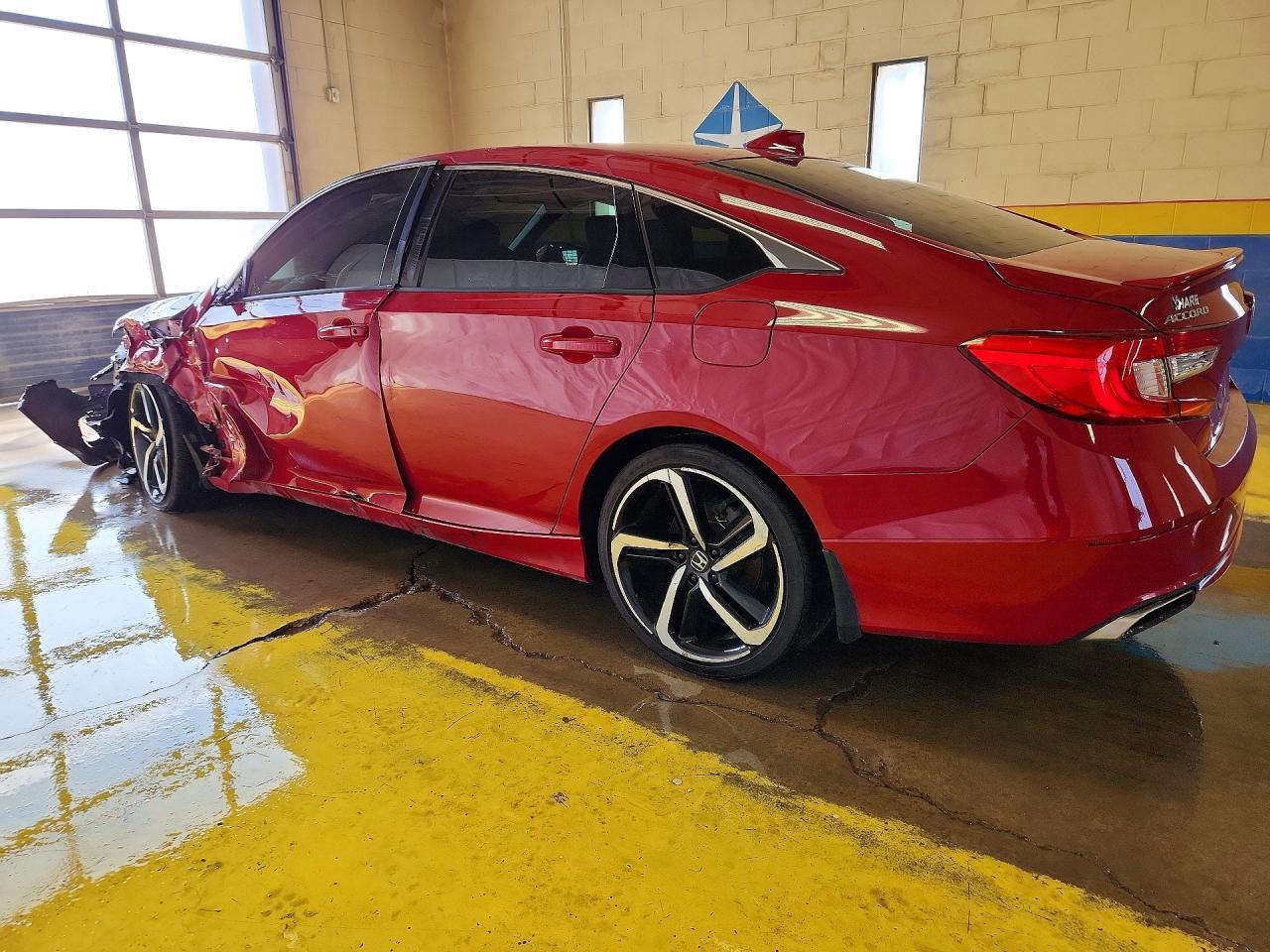 2019 Honda Accord Sport - Фото 2