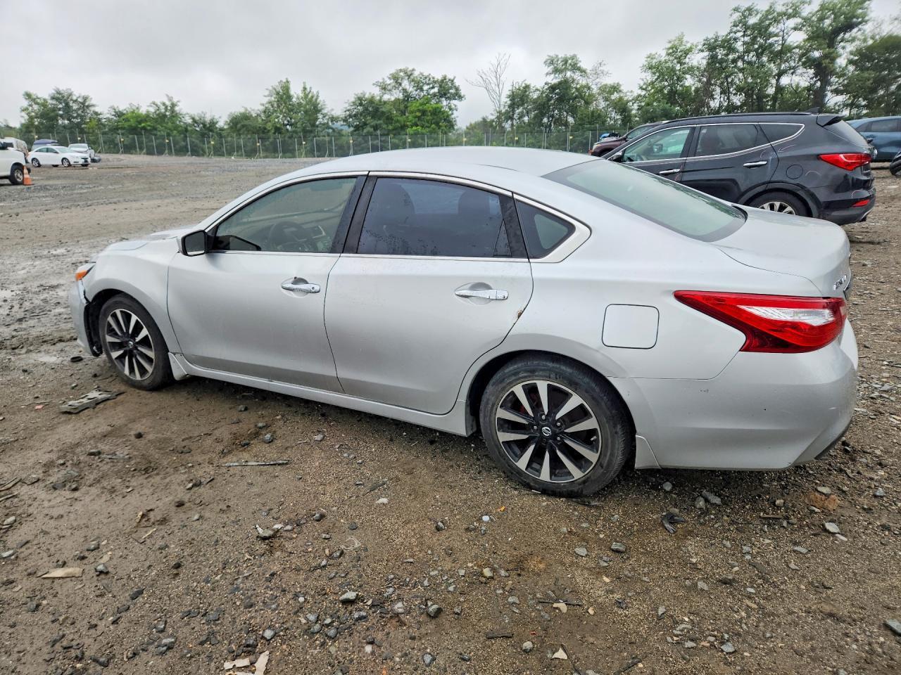 2016 Nissan Altima 2.5 S - Image 2