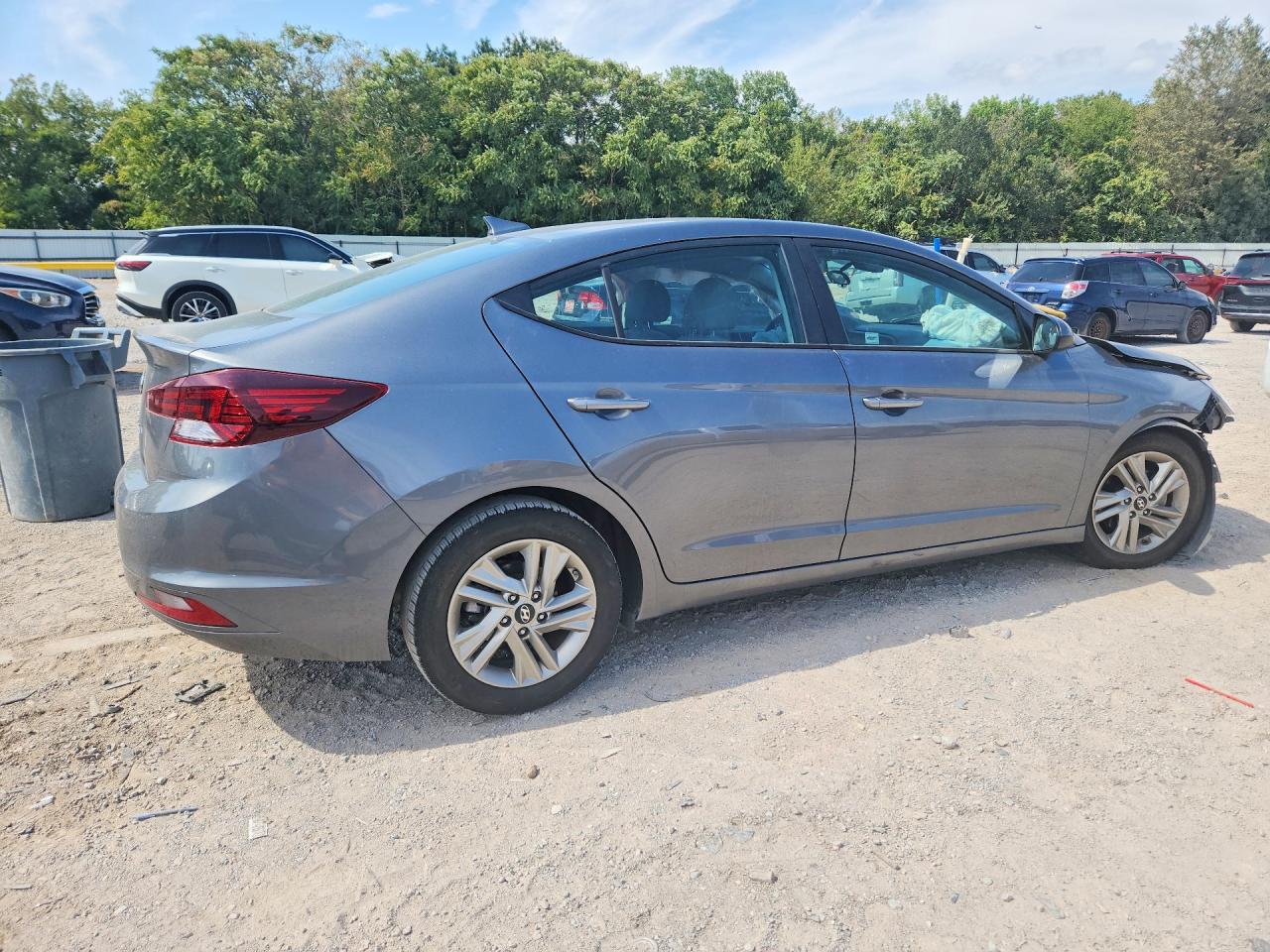 2019 Hyundai Elantra Sel - Фото 3