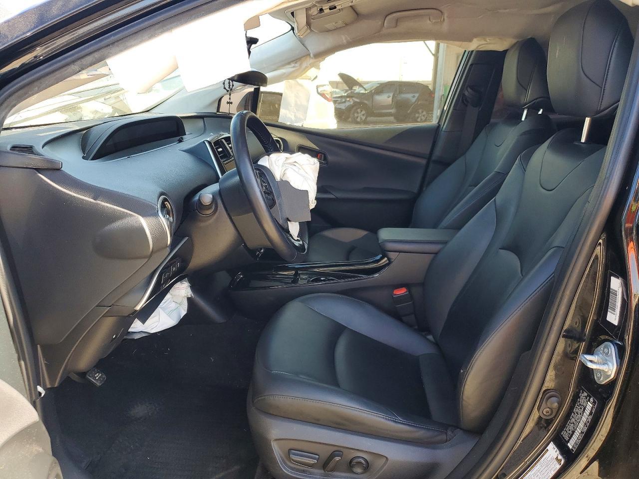 2022 Toyota Prius Xle - Image 7