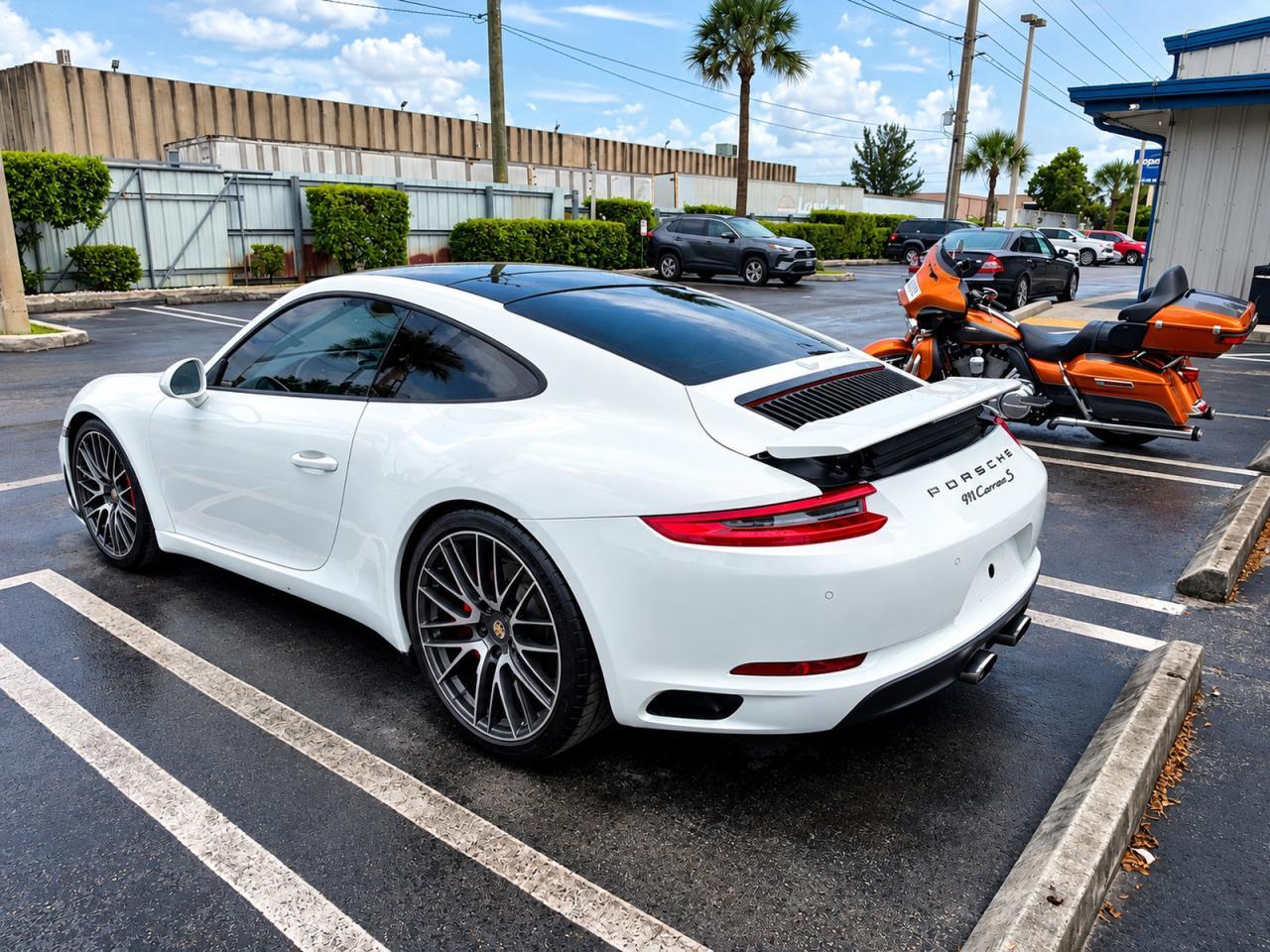 2017 Porsche 911 Carrera S - Image 3