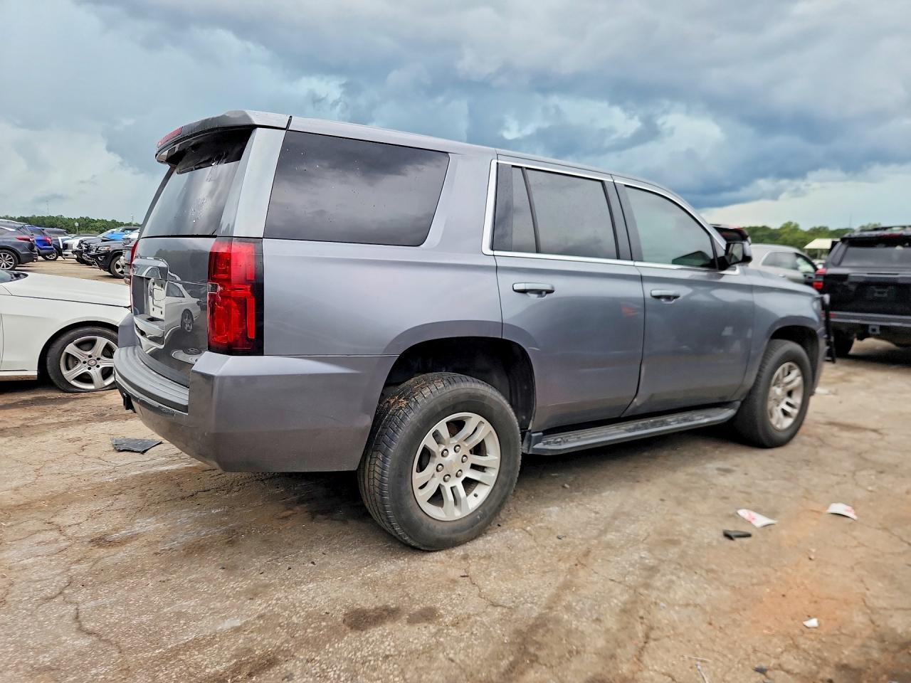 2019 Chevrolet Tahoe Special - Фото 3