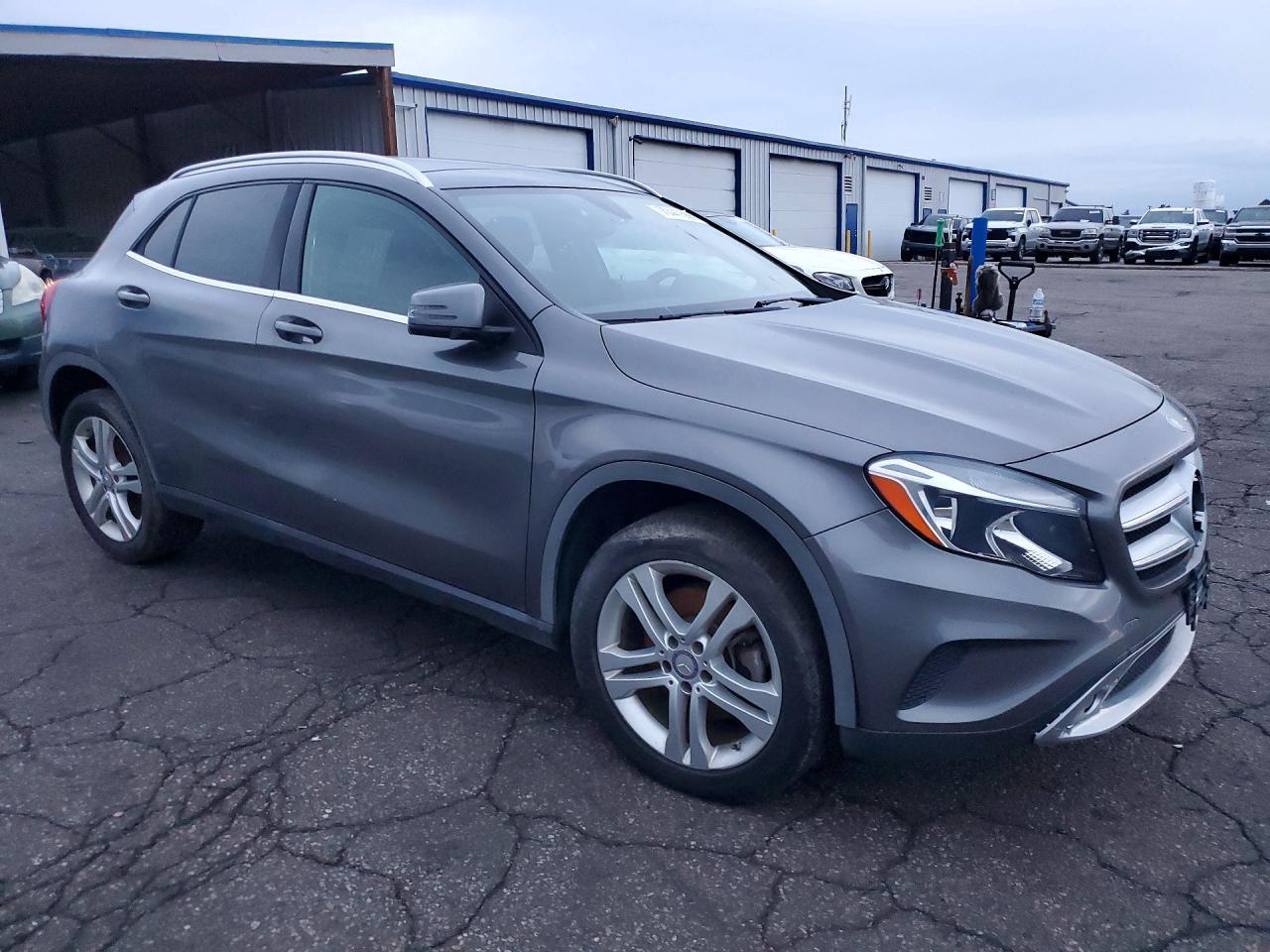 2017 Mercedes-Benz Gla 250 4Matic - Image 4