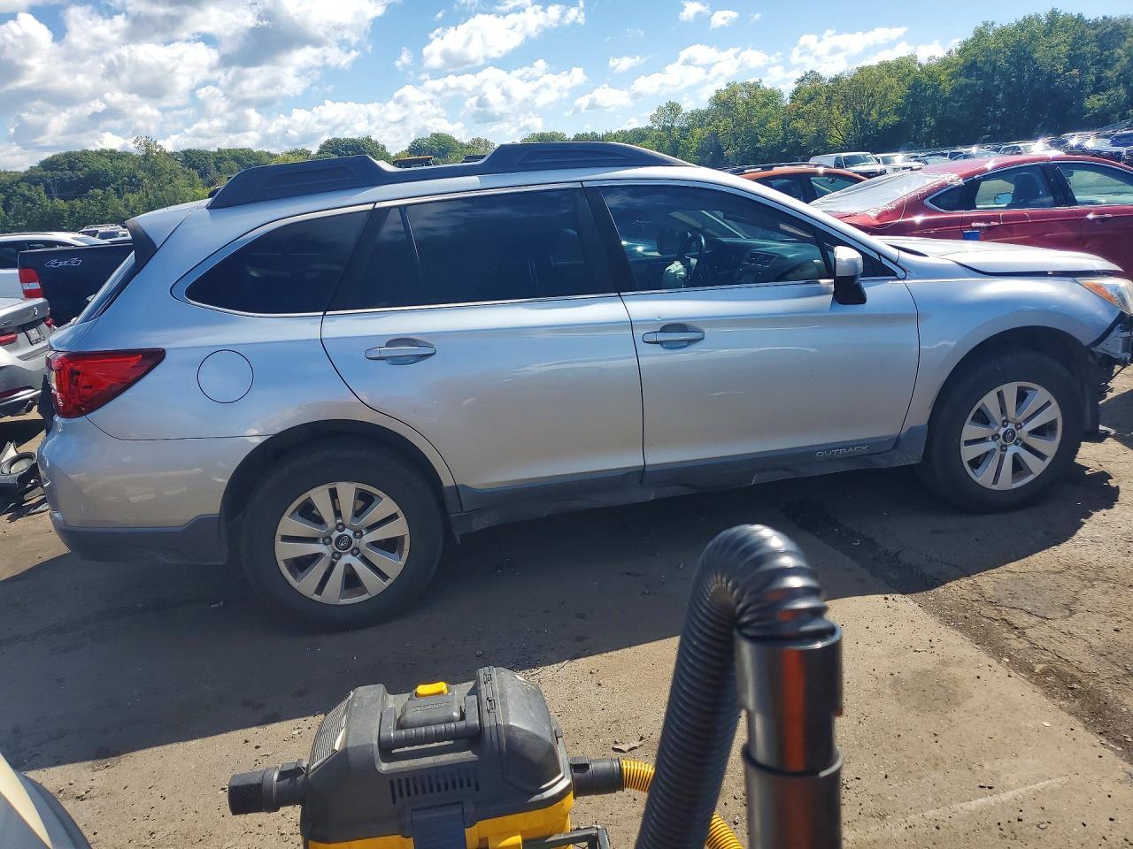 2017 Subaru Outback 2.5I Premium - Фото 3