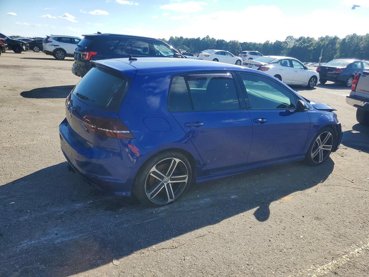 2016 Volkswagen Golf R - Фото 3