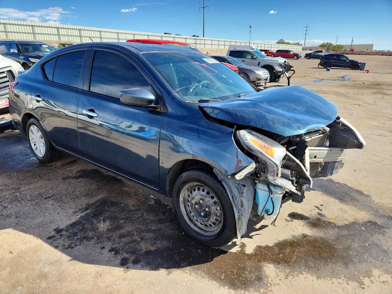 2017 Nissan Versa 1.6 Sv - Image 4