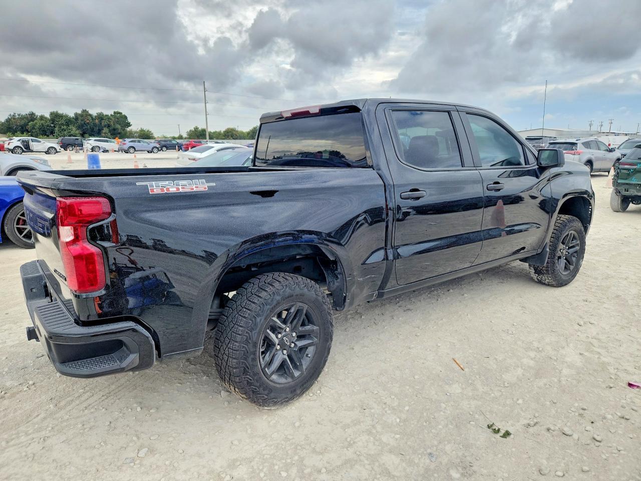 2026 Chevrolet Silverado K1500 Trail Boss Custom - Image 3