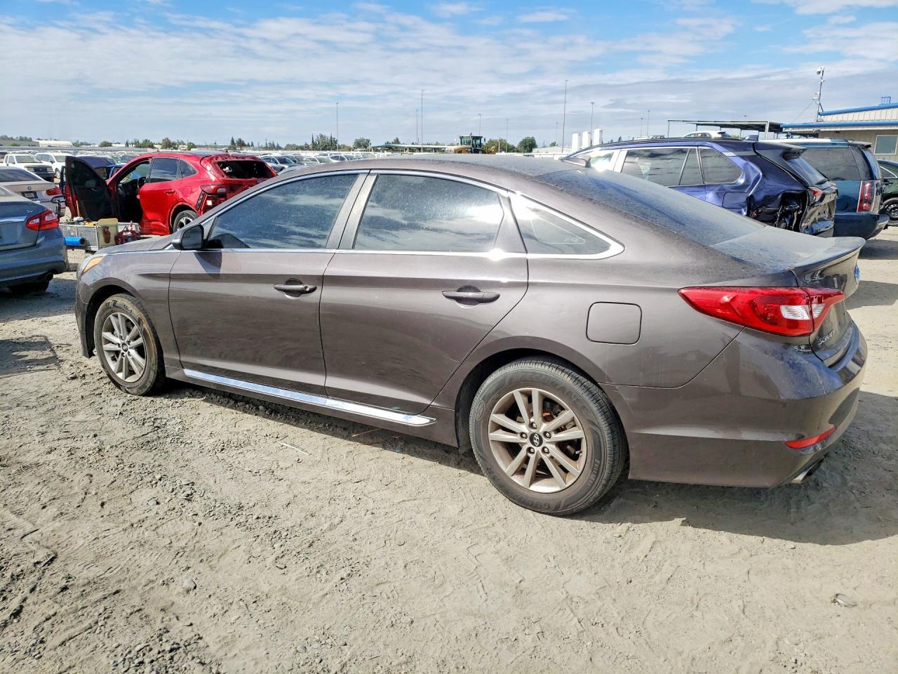 2017 Hyundai Sonata Sport - Фото 2