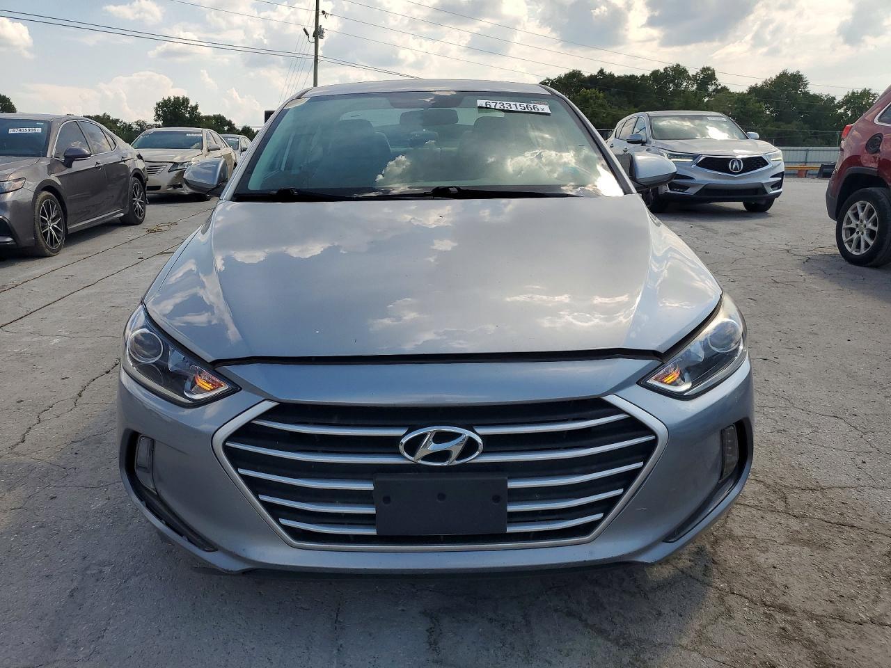 2017 Hyundai Elantra Se - Image 5