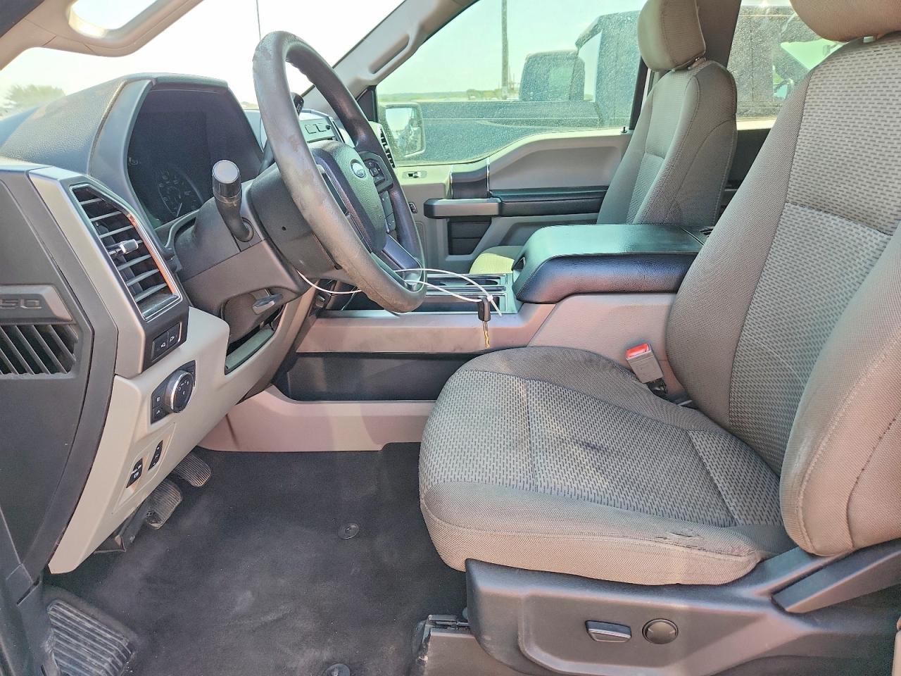 2020 Ford F150 Super Cab - Фото 7