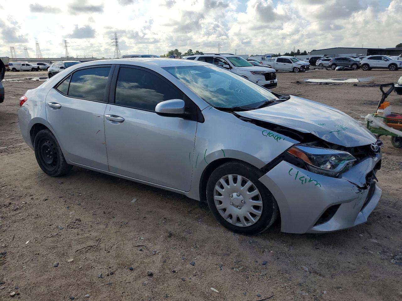 2016 Toyota Corolla Le - Фото 4