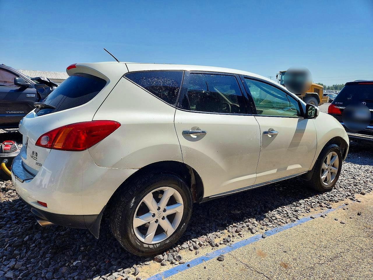 2010 Nissan Murano S - Image 3