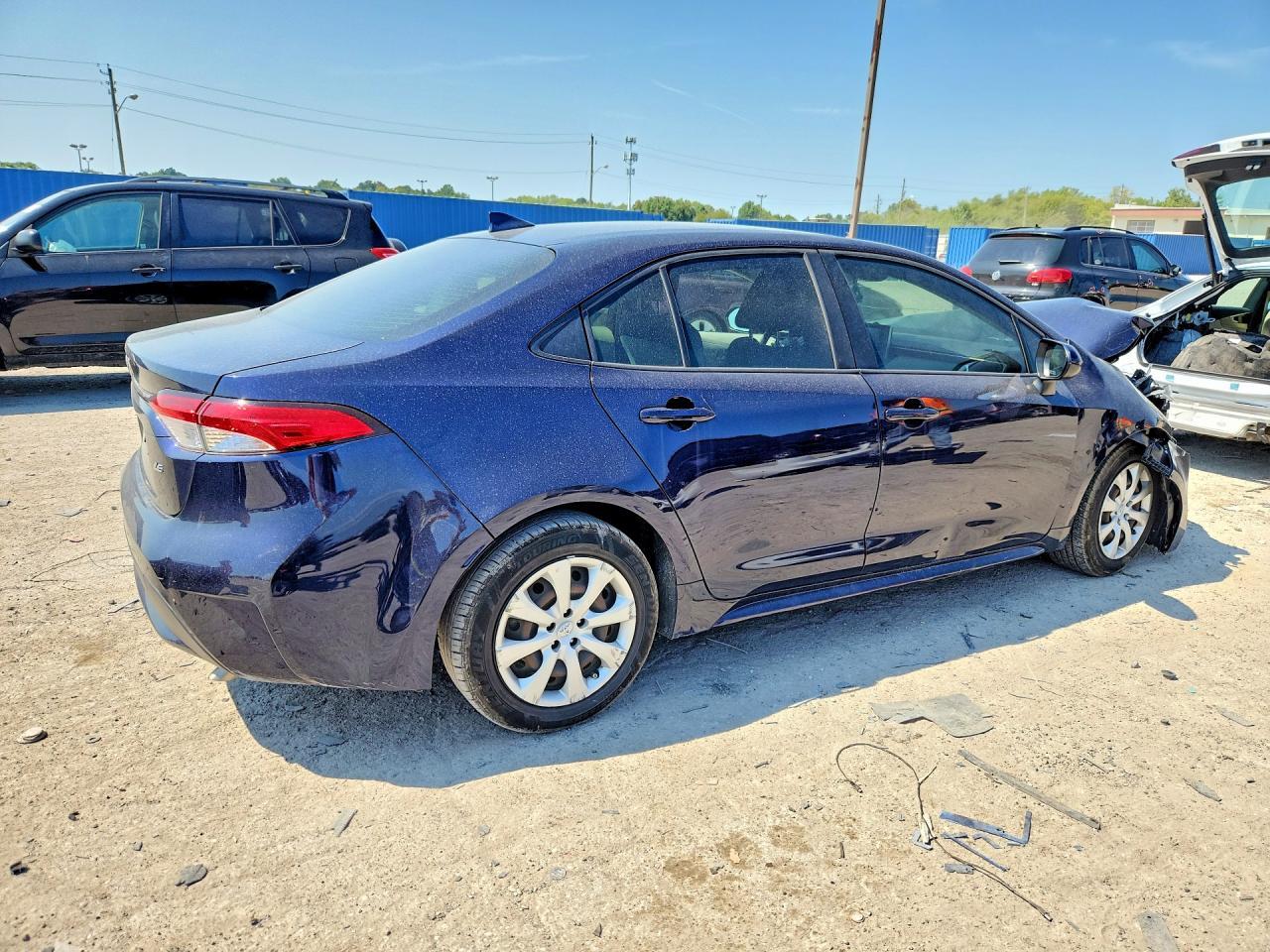 2020 Toyota Corolla Le - Фото 3