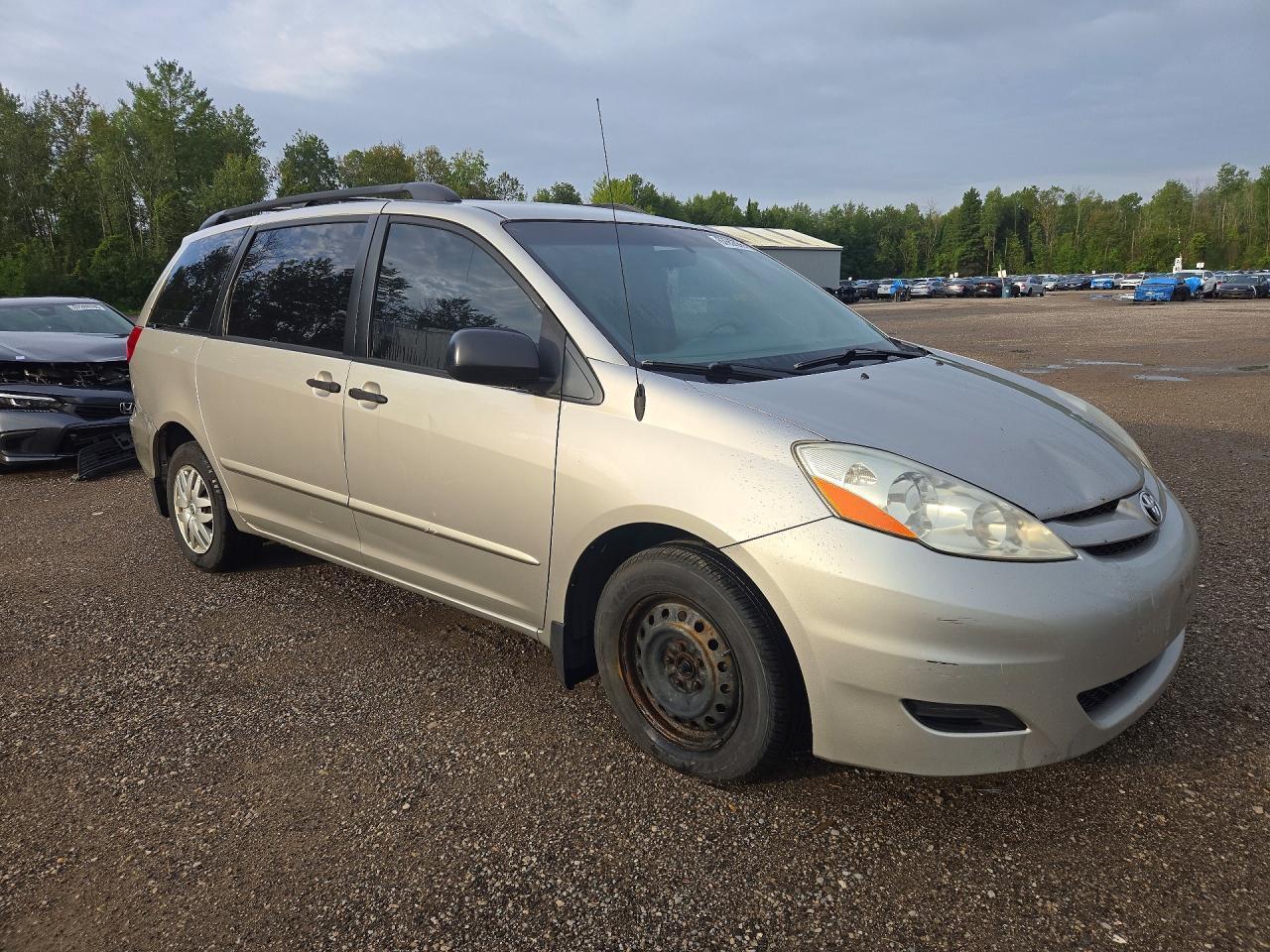 2008 Toyota Sienna Ce - Фото 4