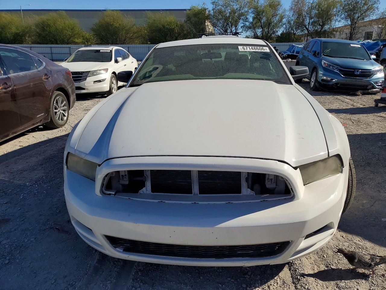 2014 Ford Mustang - Image 5