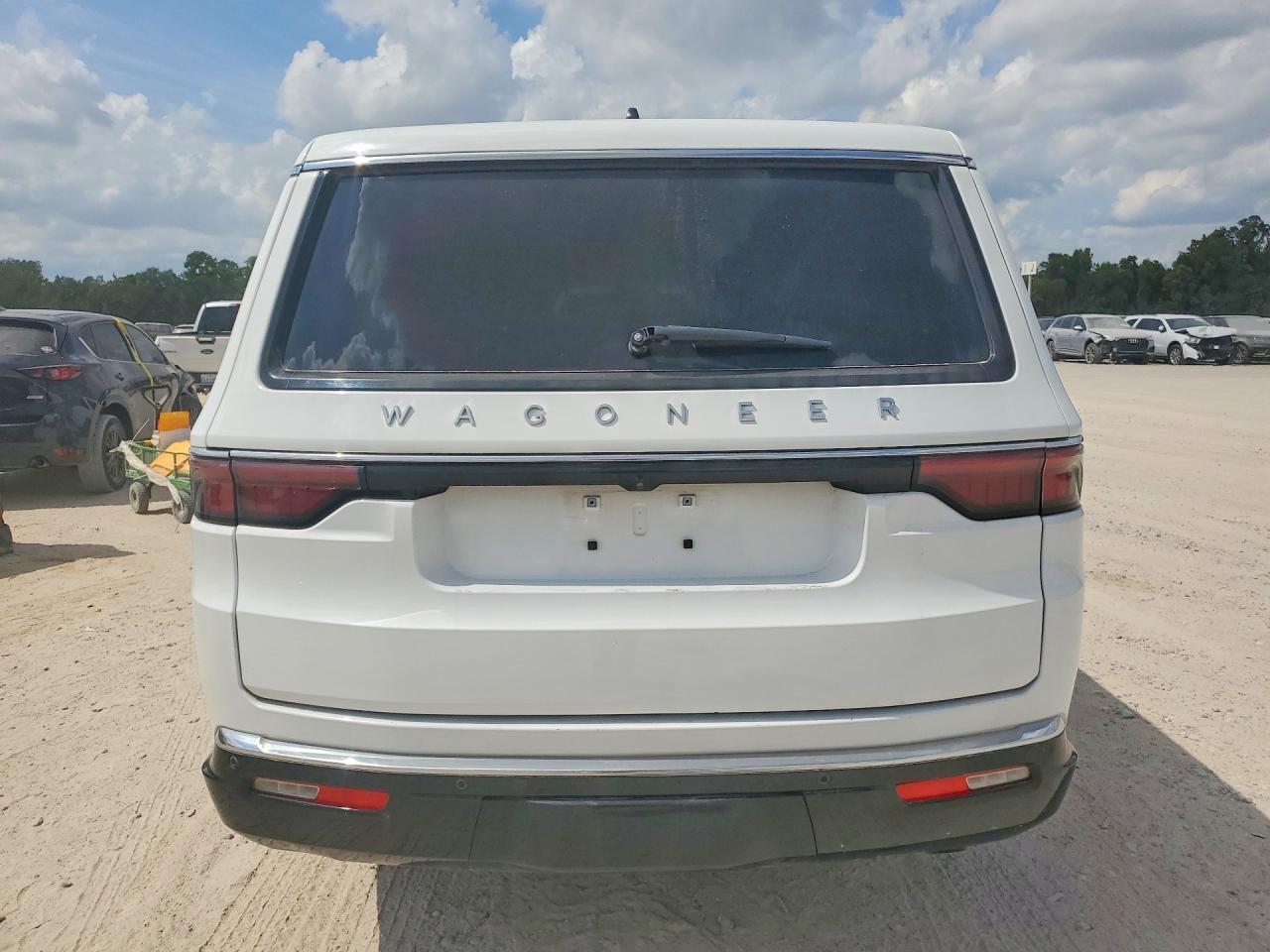 2024 Jeep Wagoneer L Series I - Image 6