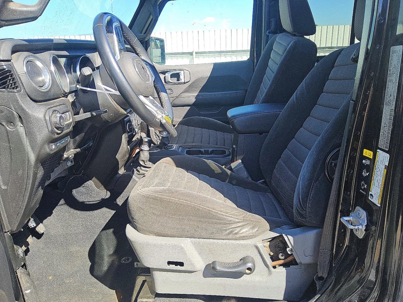 2022 Jeep Wrangler Unlimited Sahara 4Xe - Фото 7