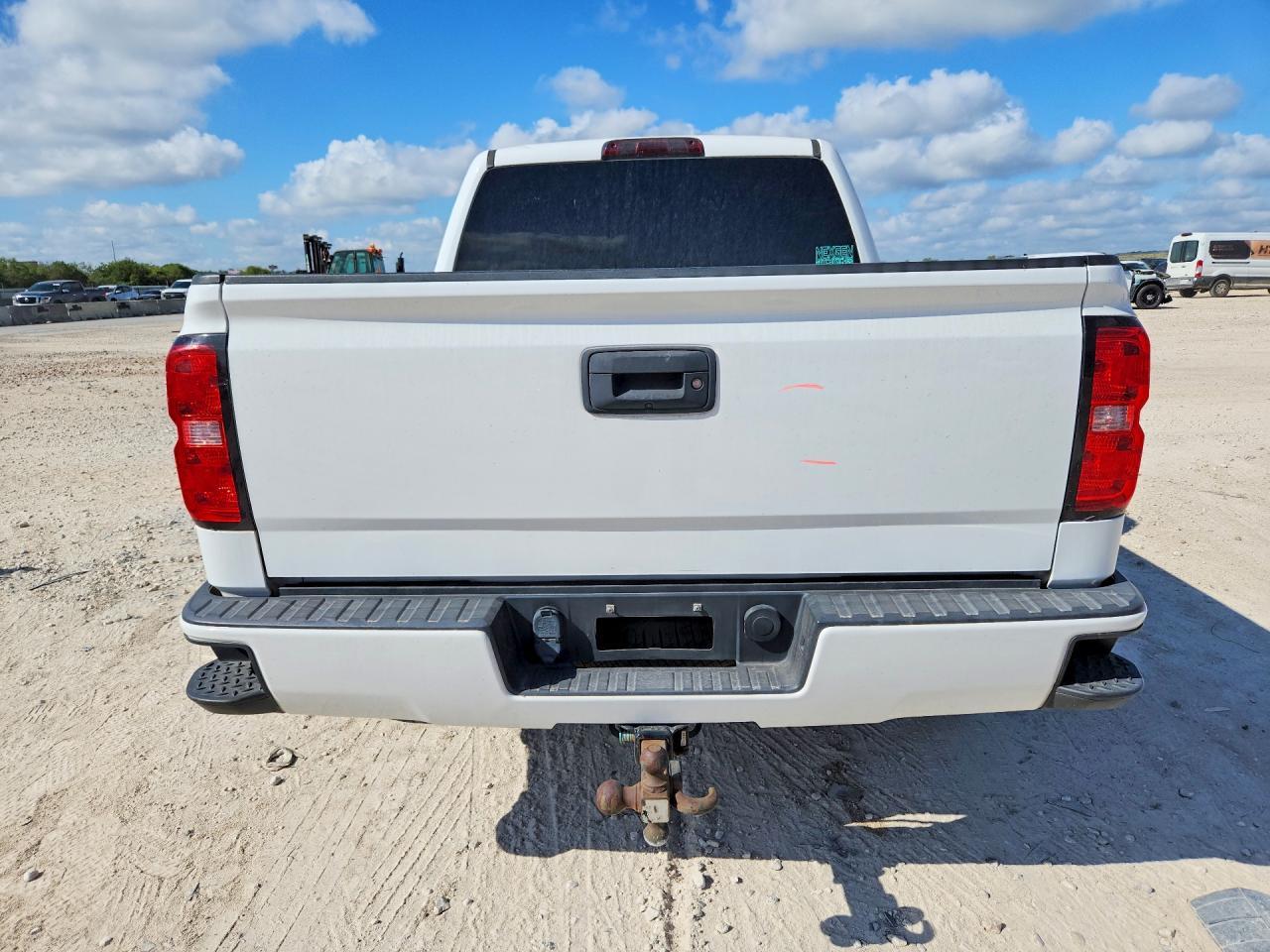2018 Chevrolet Silverado K1500 Lt - Image 6