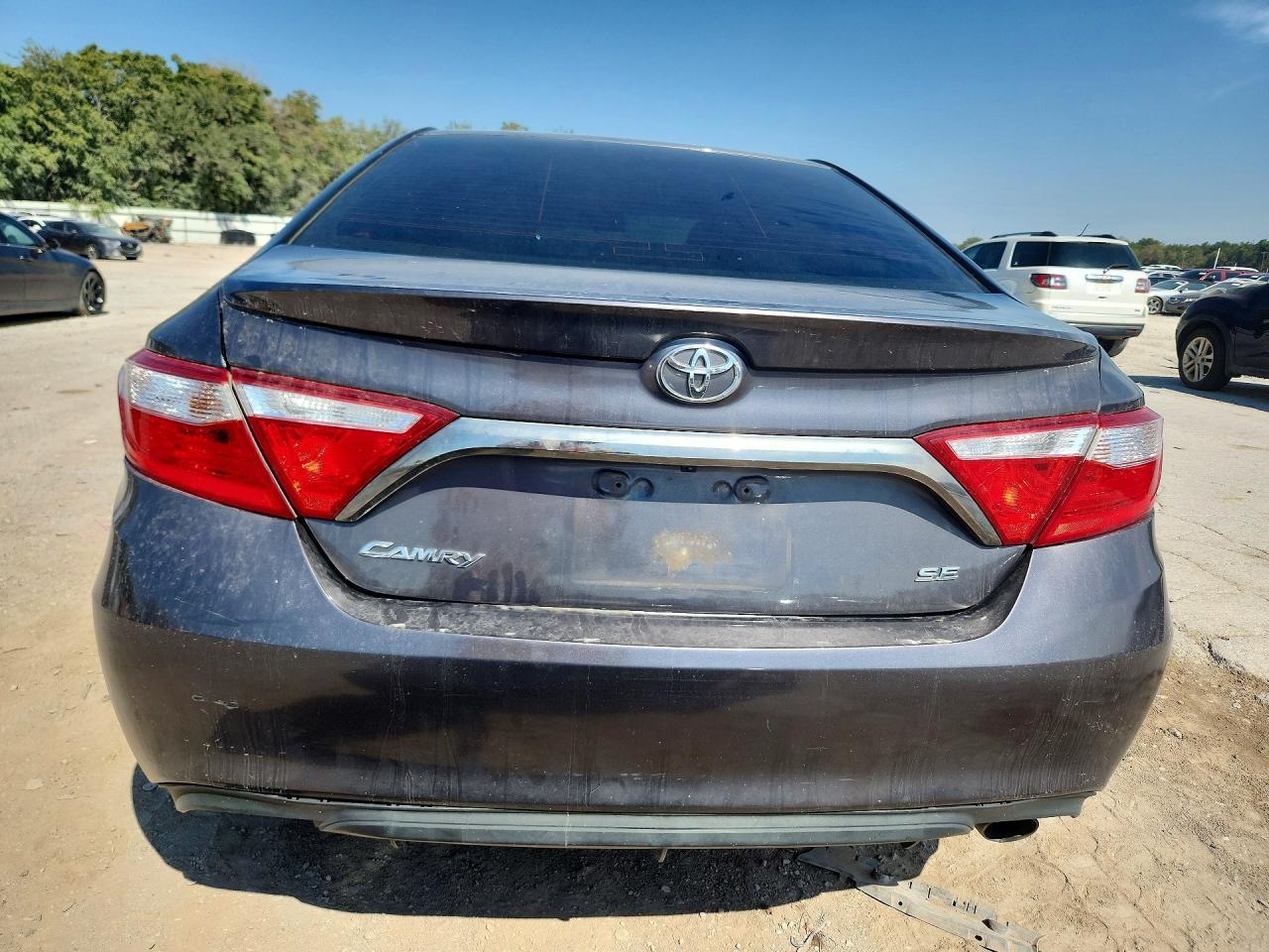 2017 Toyota Camry Se - Фото 6