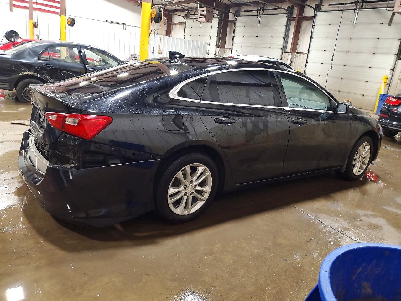 2017 Chevrolet Malibu Lt - Фото 3