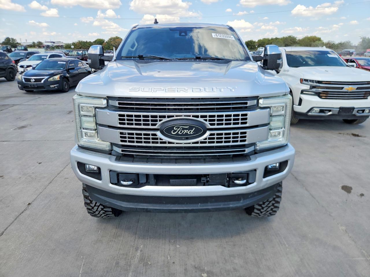 2019 Ford F250 Super Duty - Фото 5