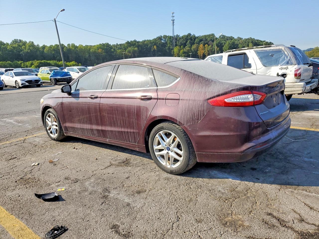 2013 Ford Fusion Se - Фото 2