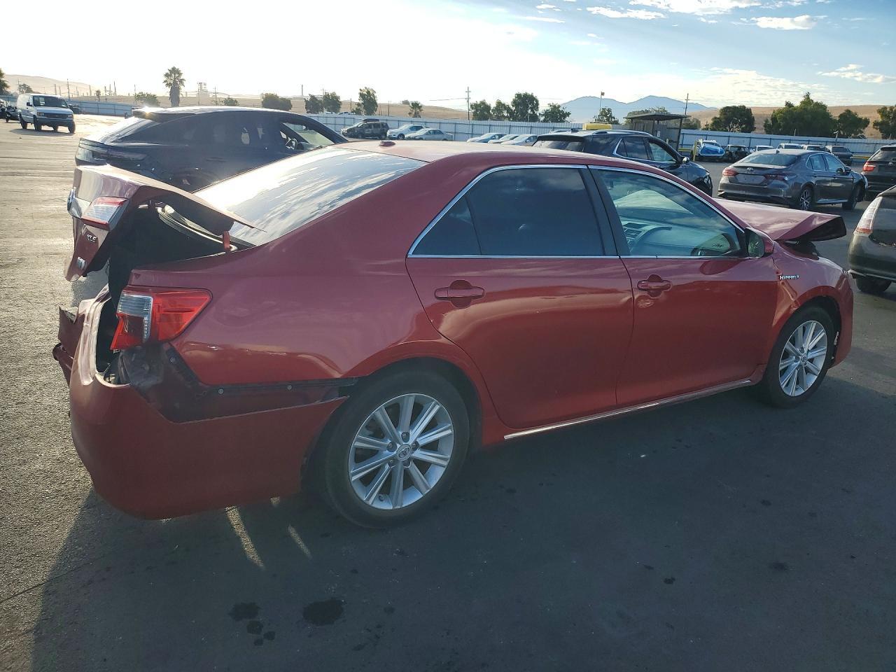 2012 Toyota Camry Hybrid Xle - Фото 3