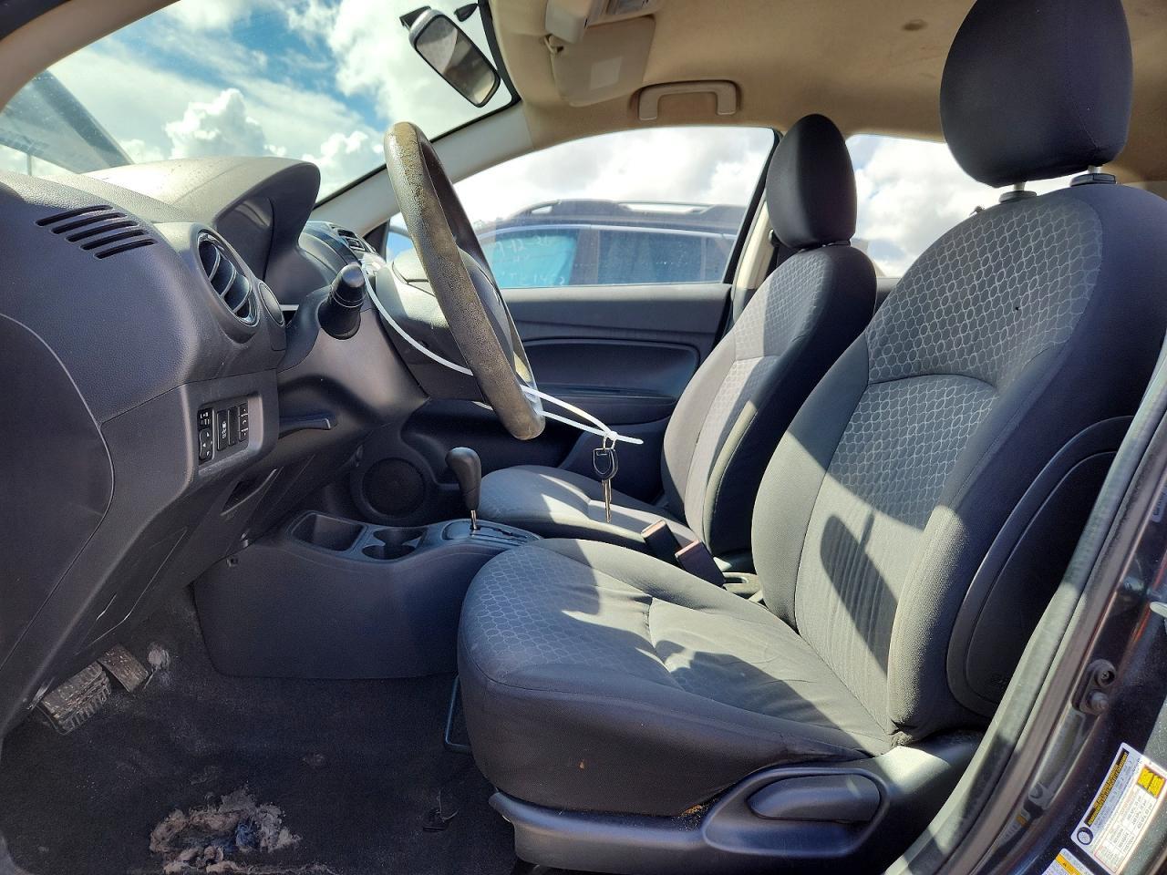 2015 Mitsubishi Mirage De - Фото 7