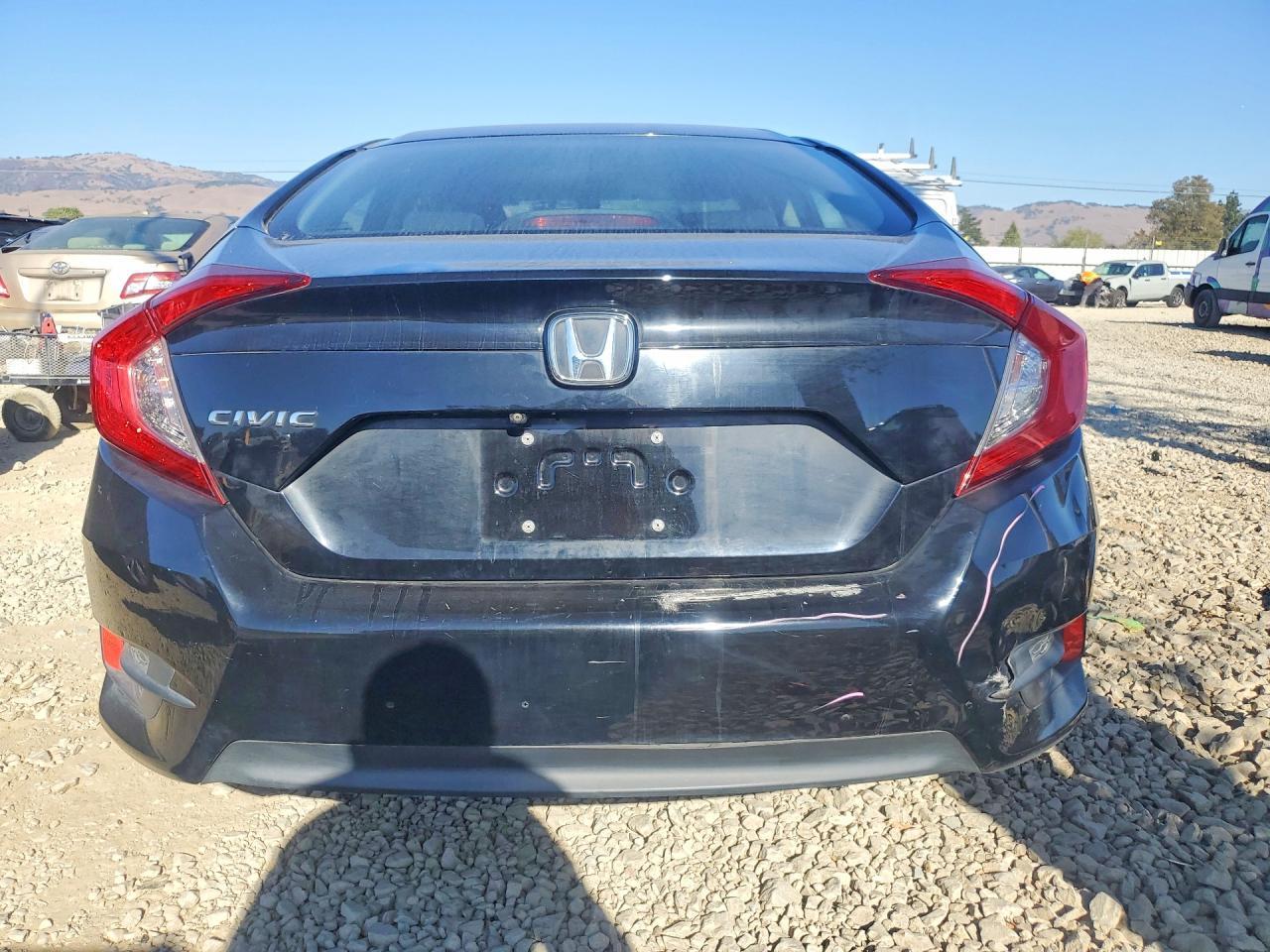 2017 Honda Civic Lx - Фото 6