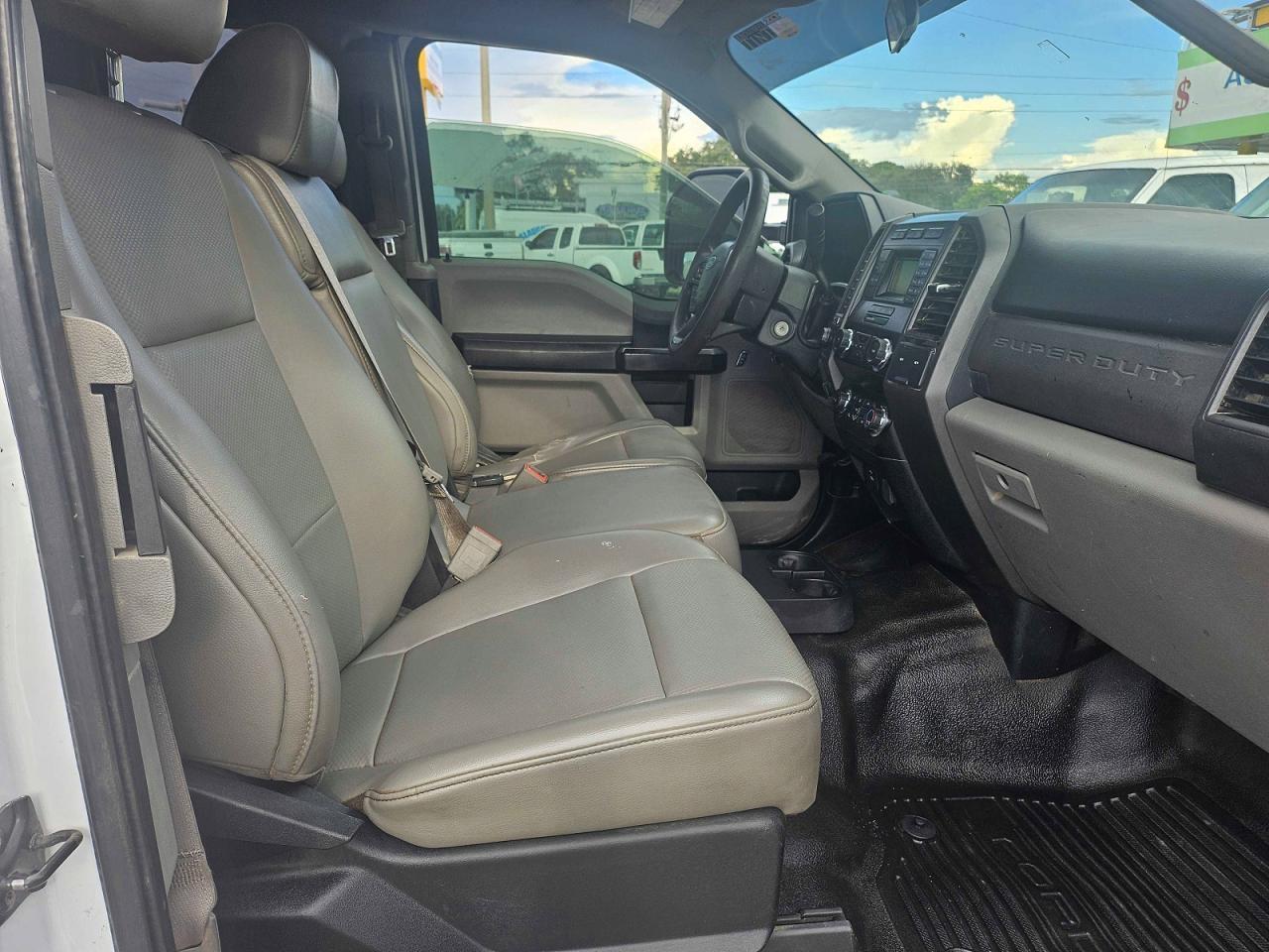 2019 Ford F250 Super Duty - Image 5
