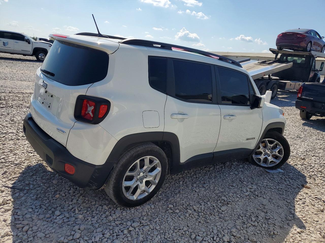 2017 Jeep Renegade Latitude - Фото 3