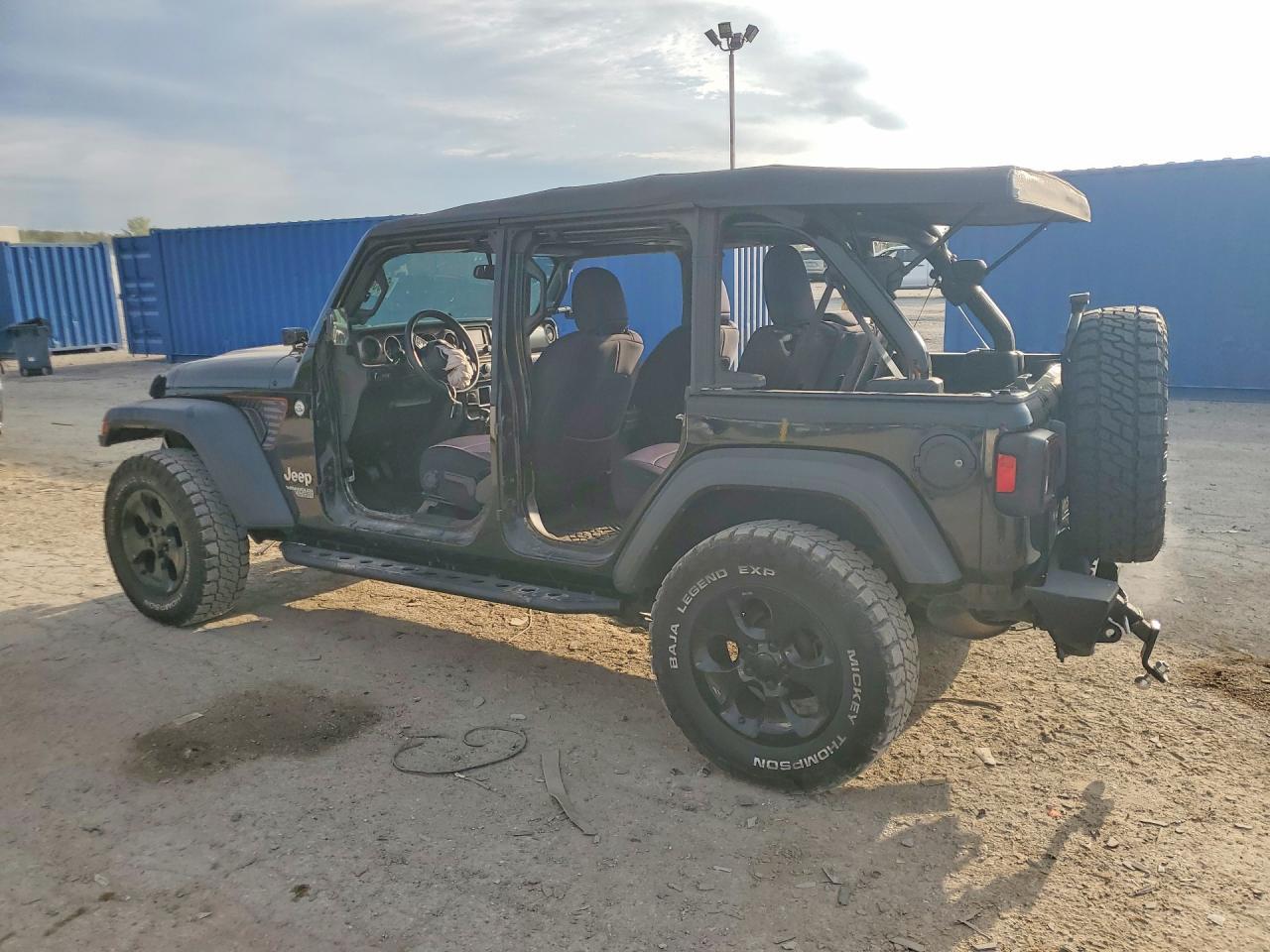 2018 Jeep Wrangler Unlimited Sport 4X4 - Фото 2