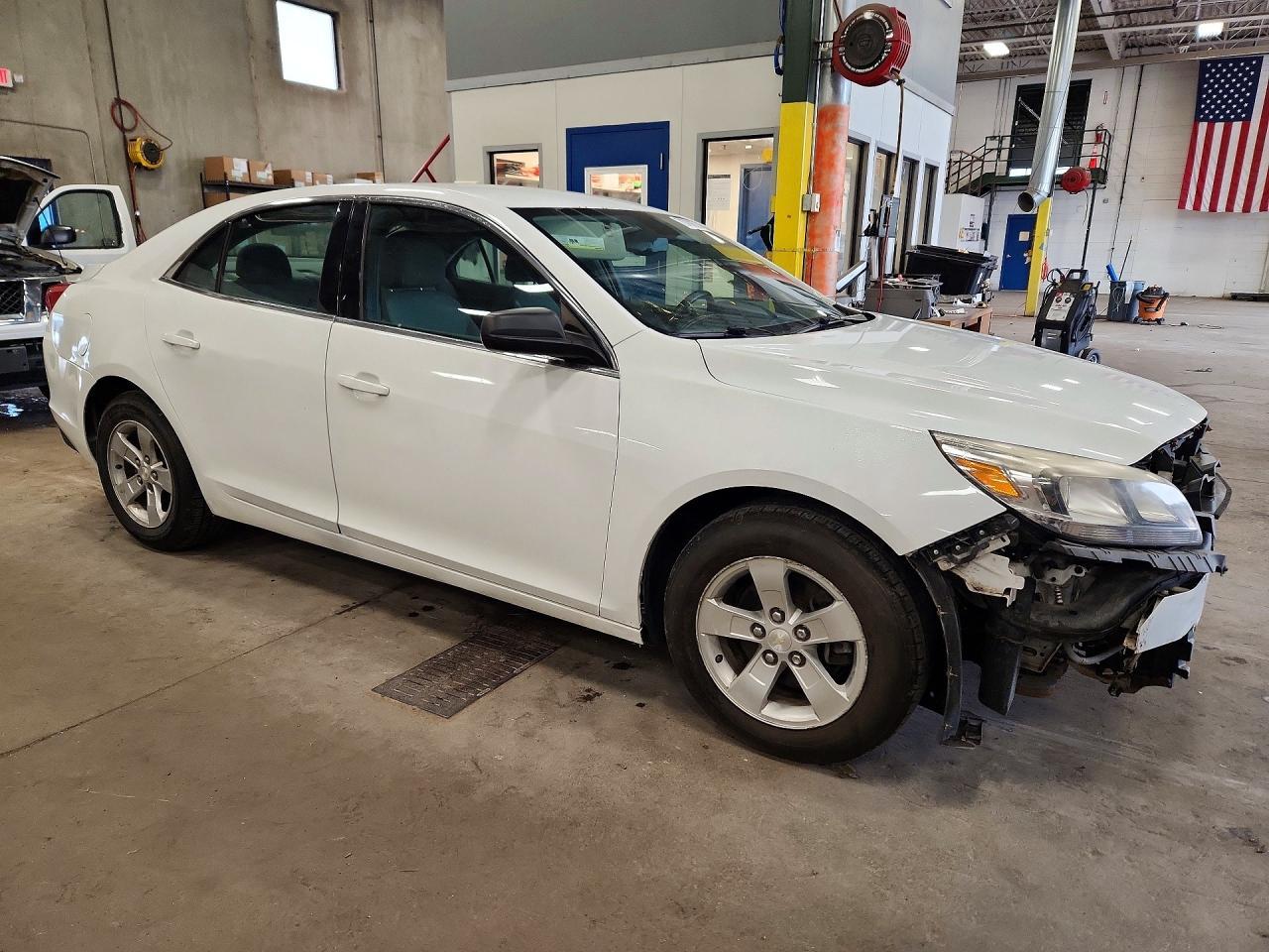 2015 Chevrolet Malibu Ls - Фото 4