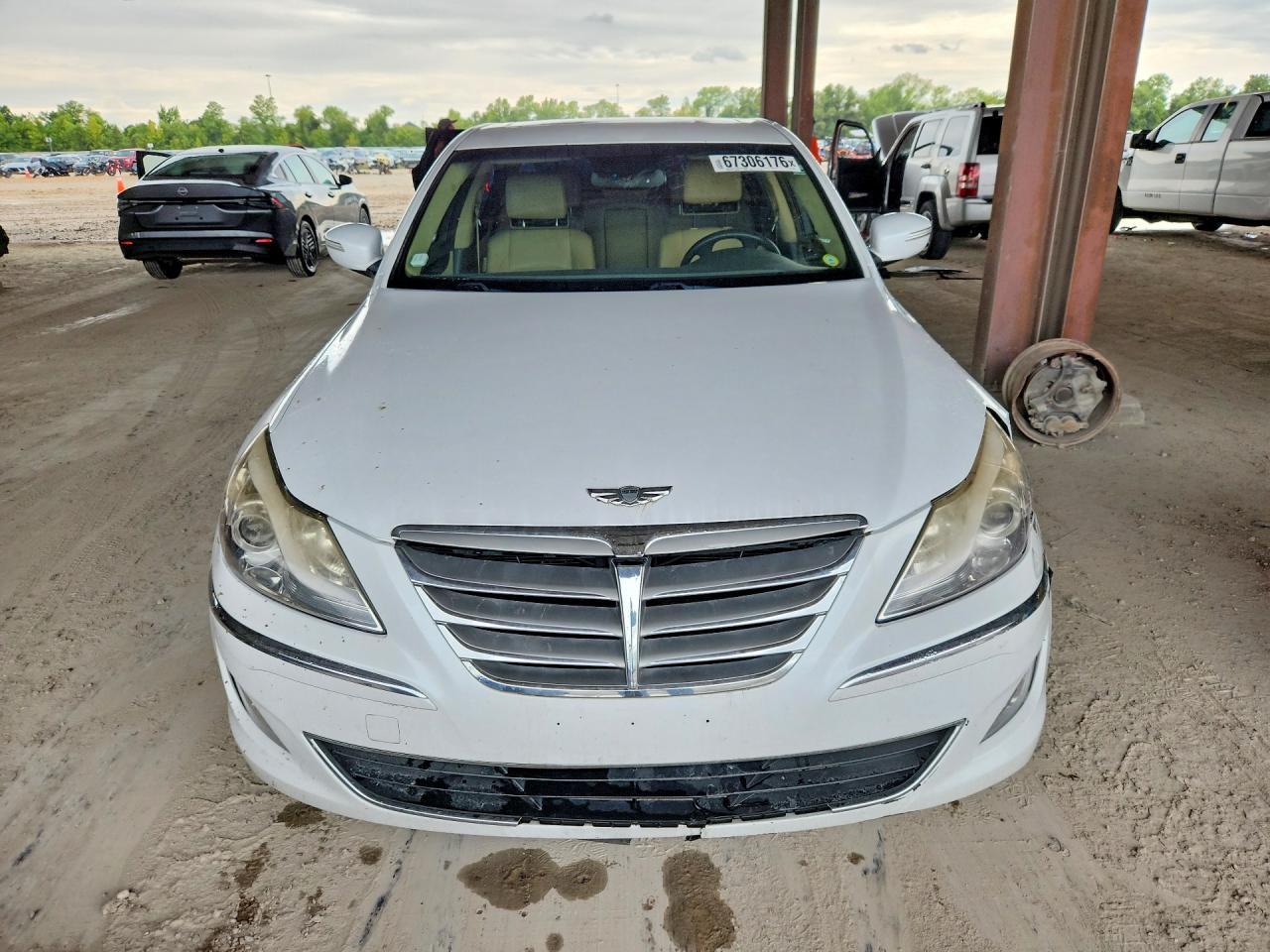 2013 Hyundai Genesis 3.8L - Image 5