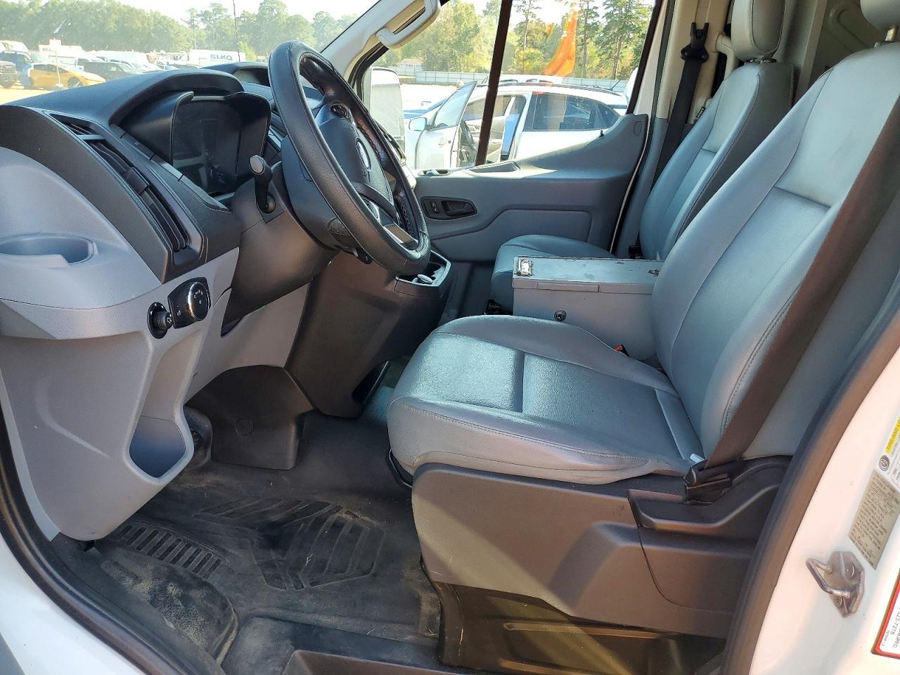 2017 Ford Transit T-250 - Image 7