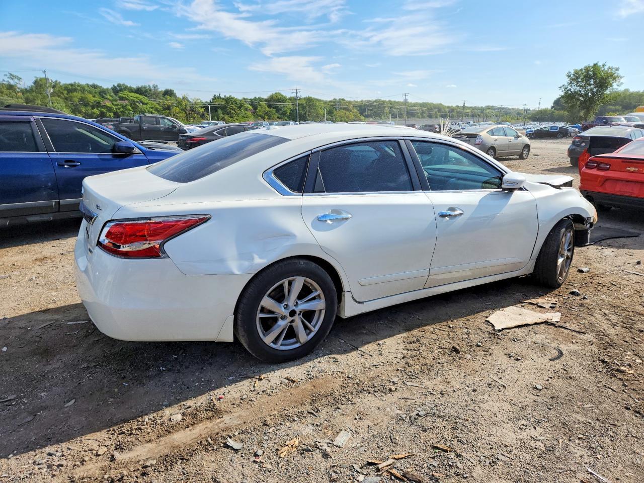 2013 Nissan Altima 2.5 - Image 3