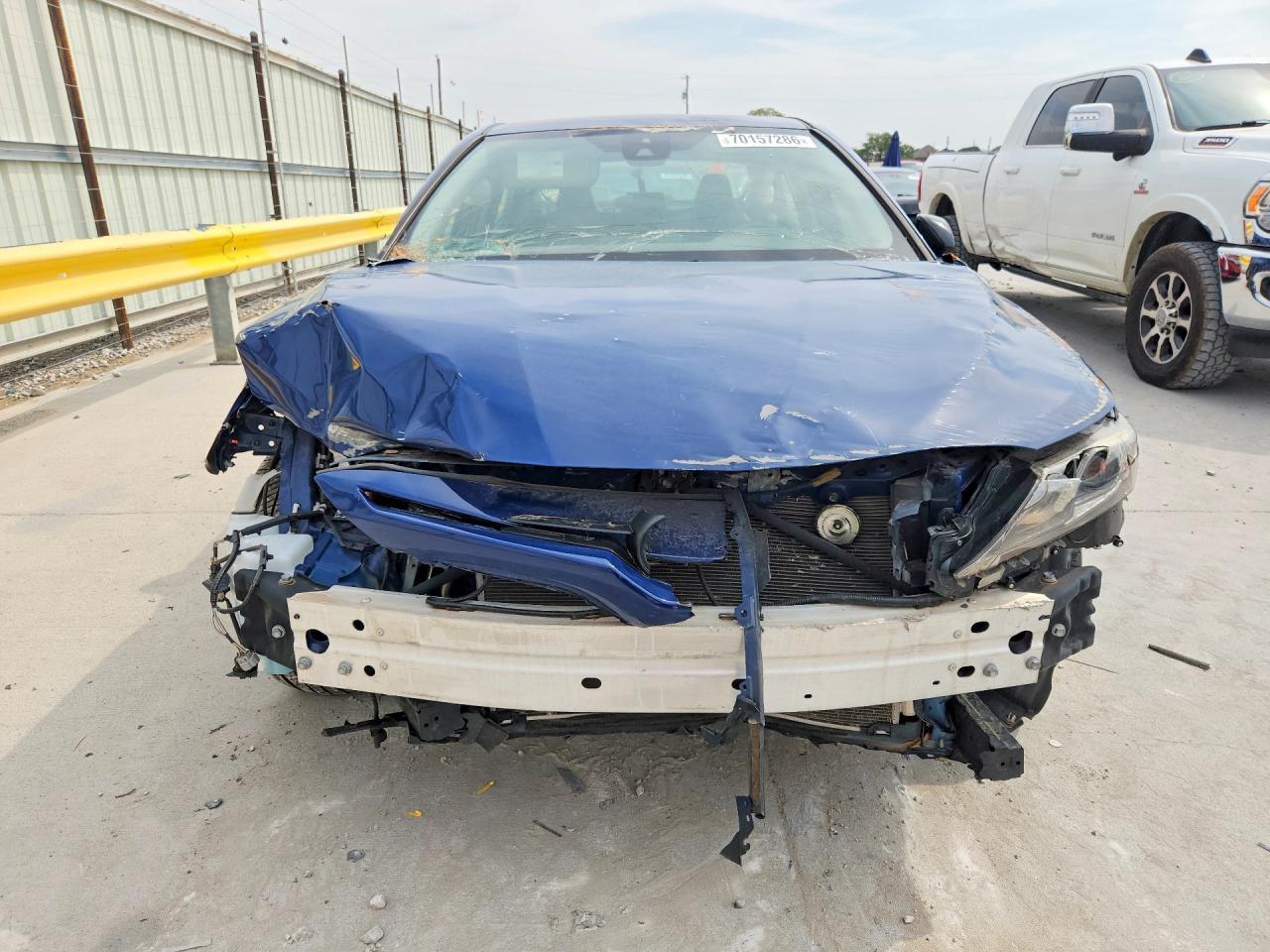 2023 Toyota Camry Se Nightshade - Фото 5