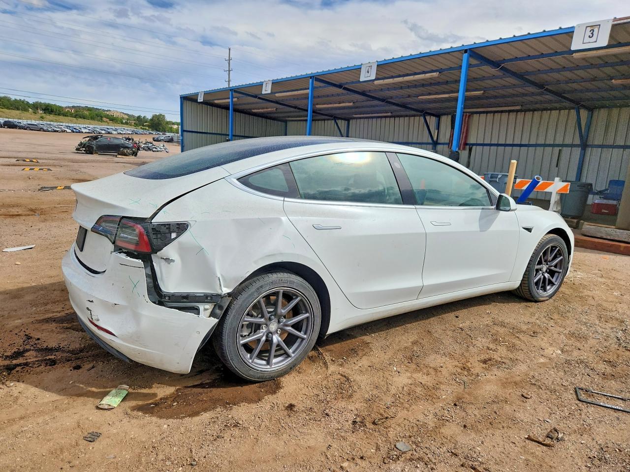 2019 Tesla Model 3 - Фото 3