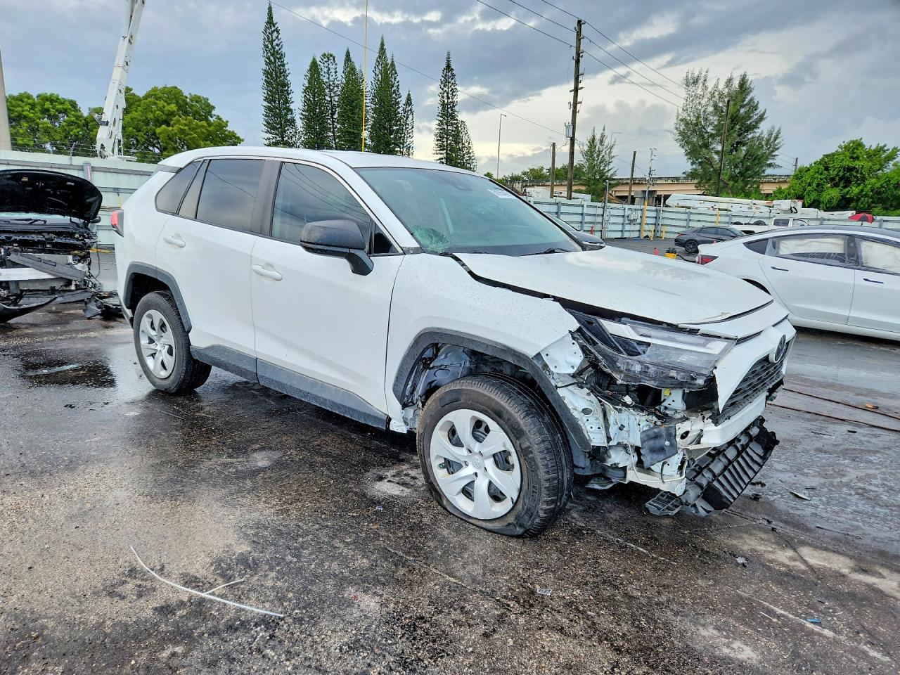 2023 Toyota Rav4 Le - Фото 4