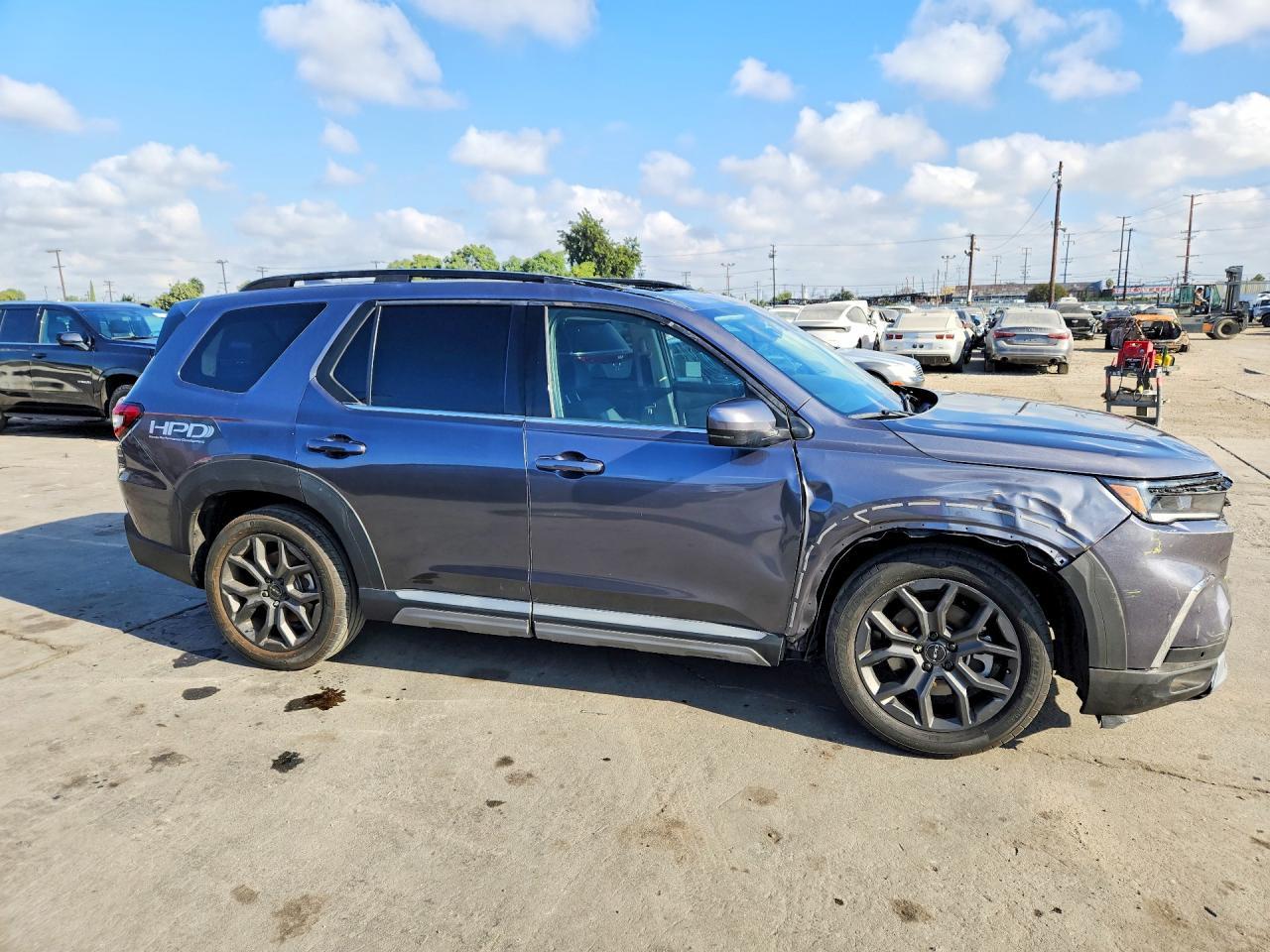 2023 Honda Pilot Touring - Image 4